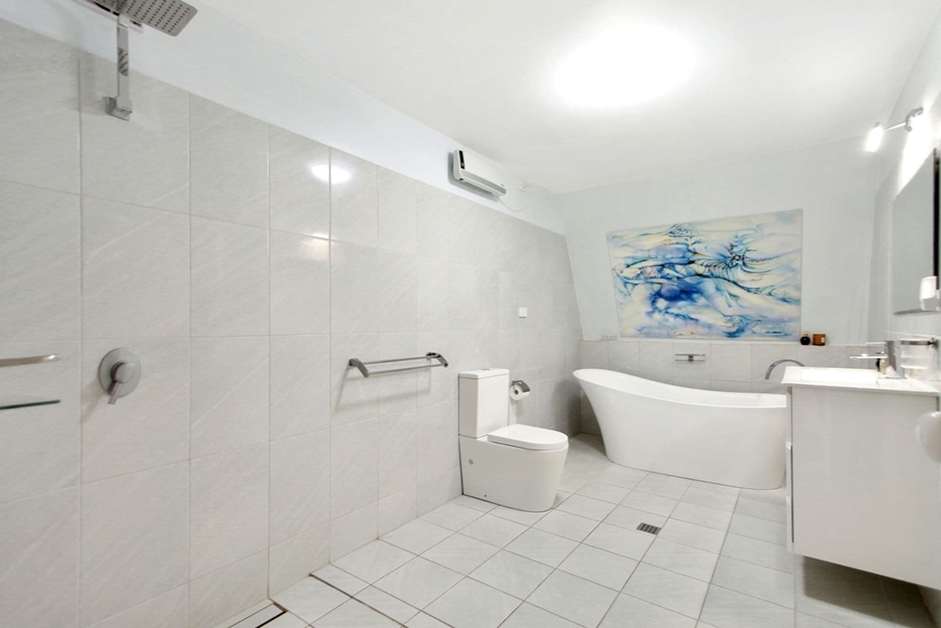 131 Boronia Road, Bullaburra, NSW, 2784, Bullaburra - Thumbnail 4