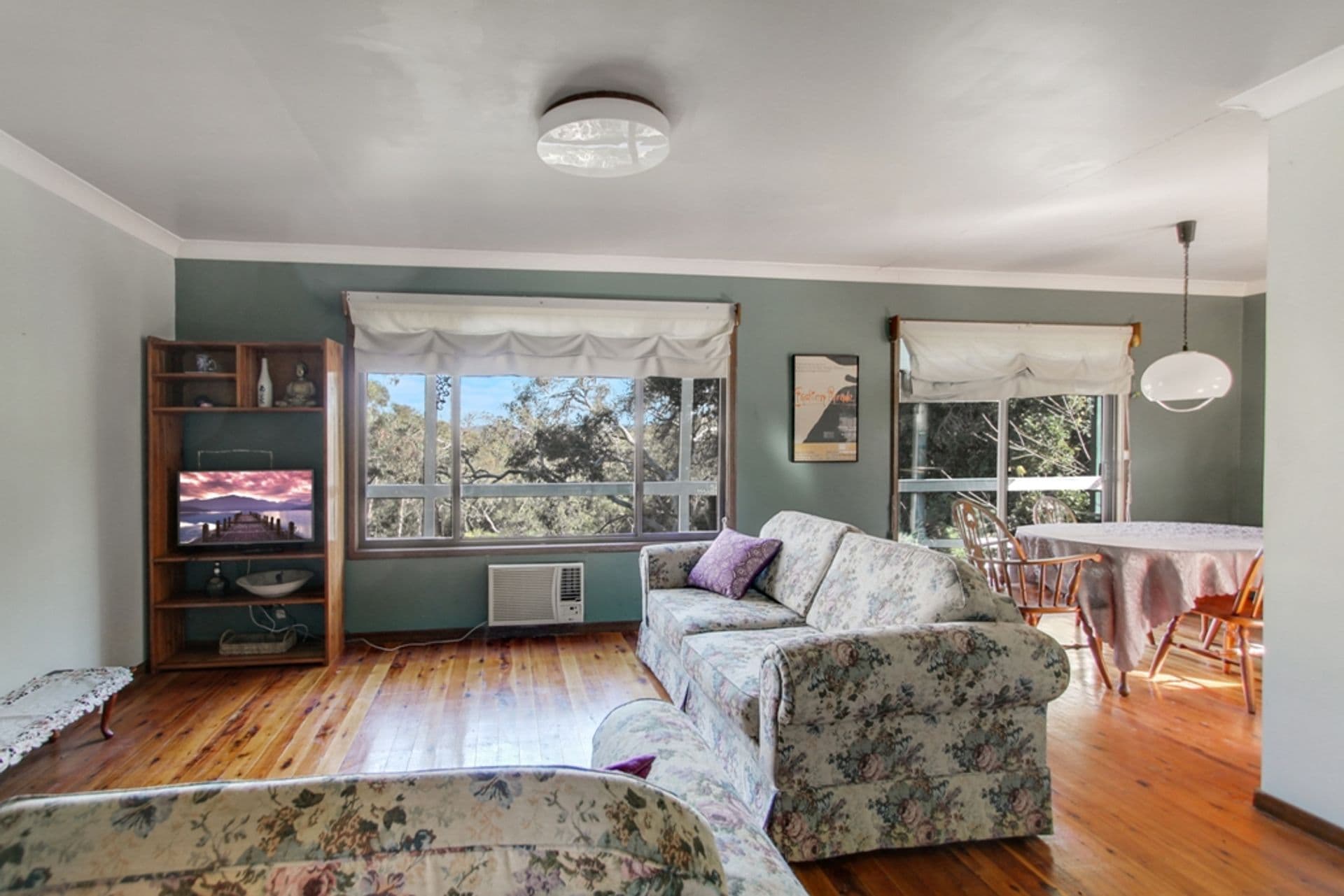 33 Leumeah Road, Woodford, NSW, 2778, Woodford - Thumbnail 2