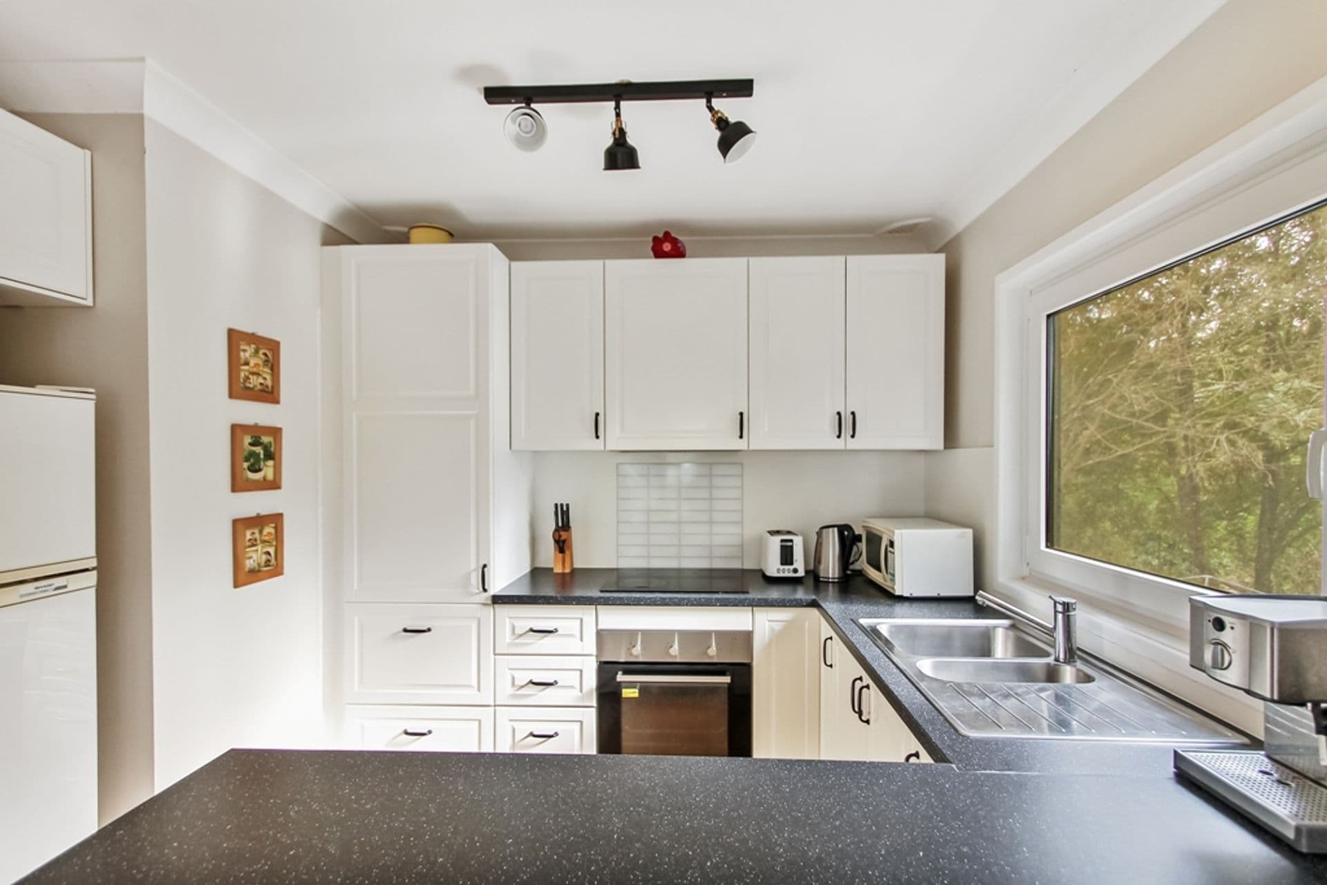 18 Hazel Avenue, Hazelbrook, NSW, 2779, Hazelbrook - Thumbnail 2