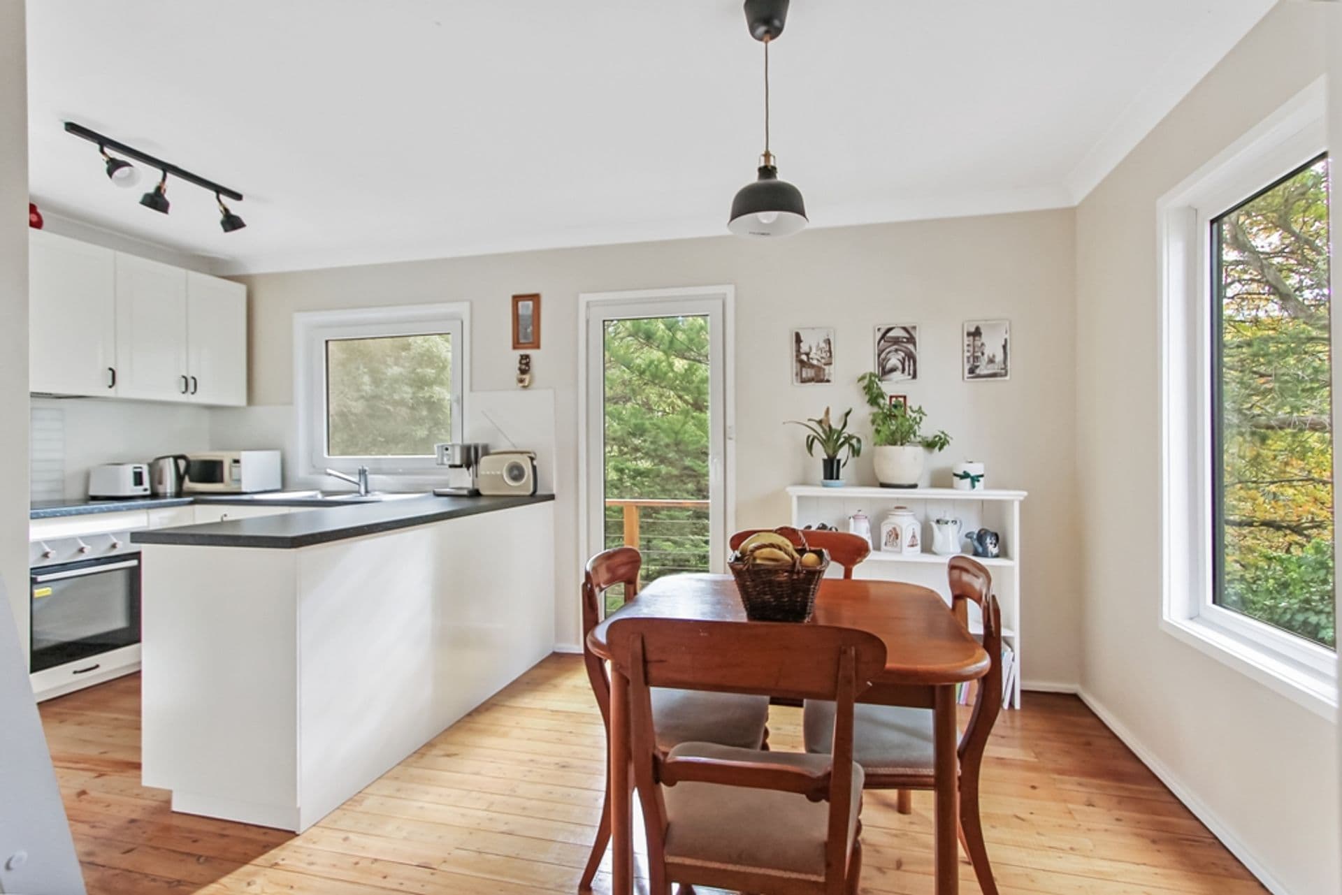 18 Hazel Avenue, Hazelbrook, NSW, 2779, Hazelbrook - Thumbnail 4