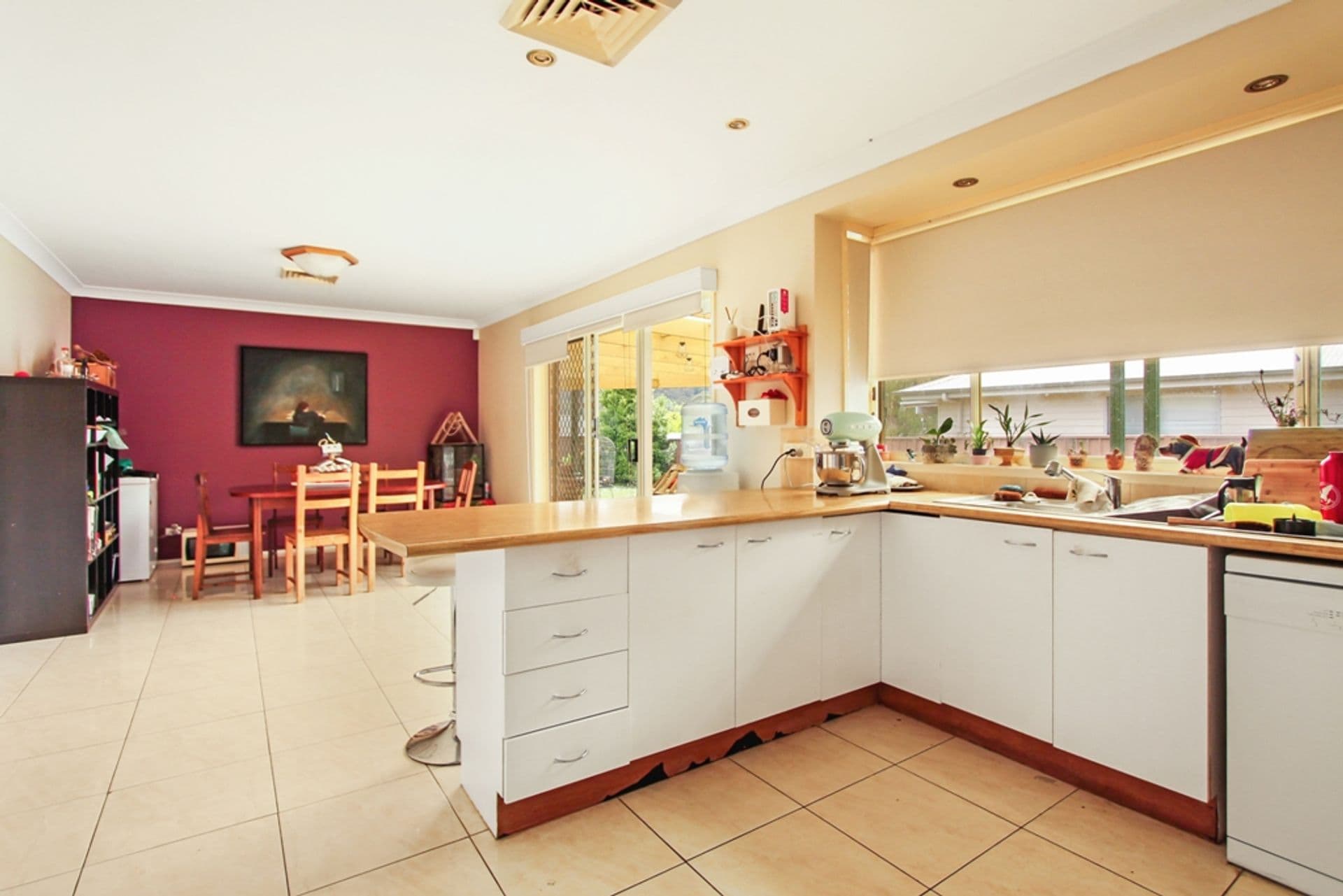 32 Fern Avenue, Hazelbrook, NSW, 2779, Hazelbrook - Thumbnail 2