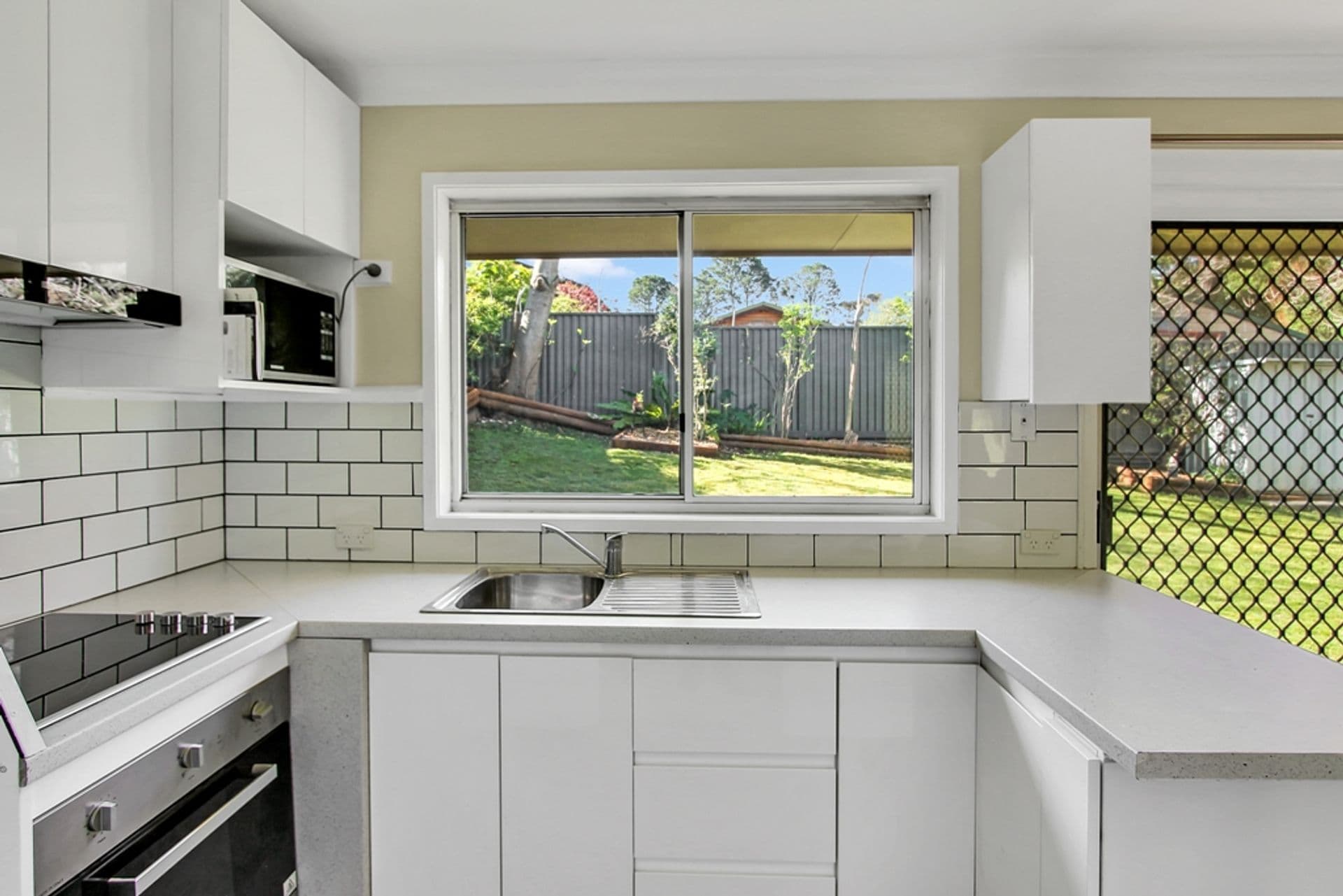 21 Derain Crescent, Hazelbrook, NSW, 2779, Hazelbrook - Thumbnail 2