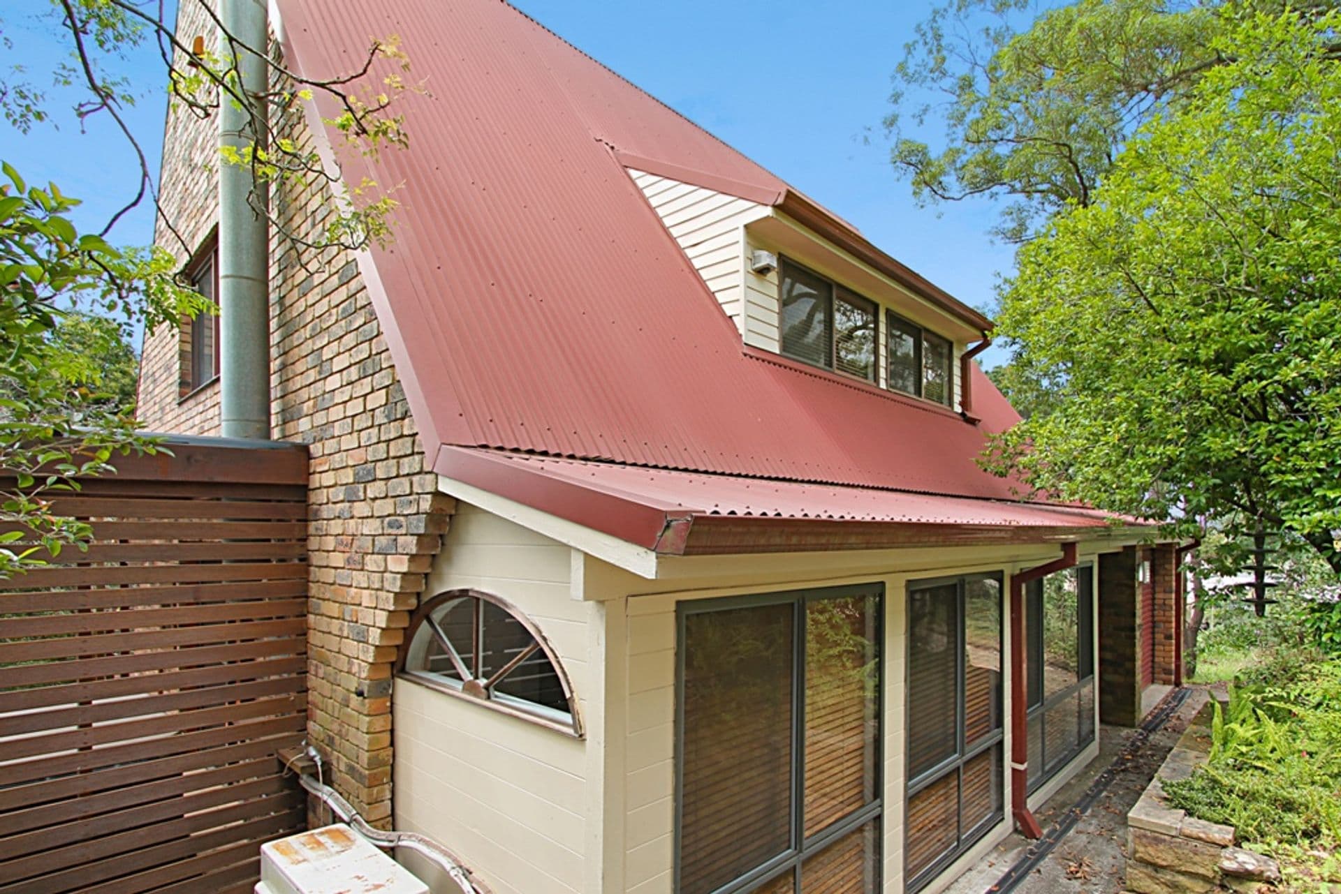 10 Somers Street, Lawson, NSW, 2783, Hazelbrook - Thumbnail 2