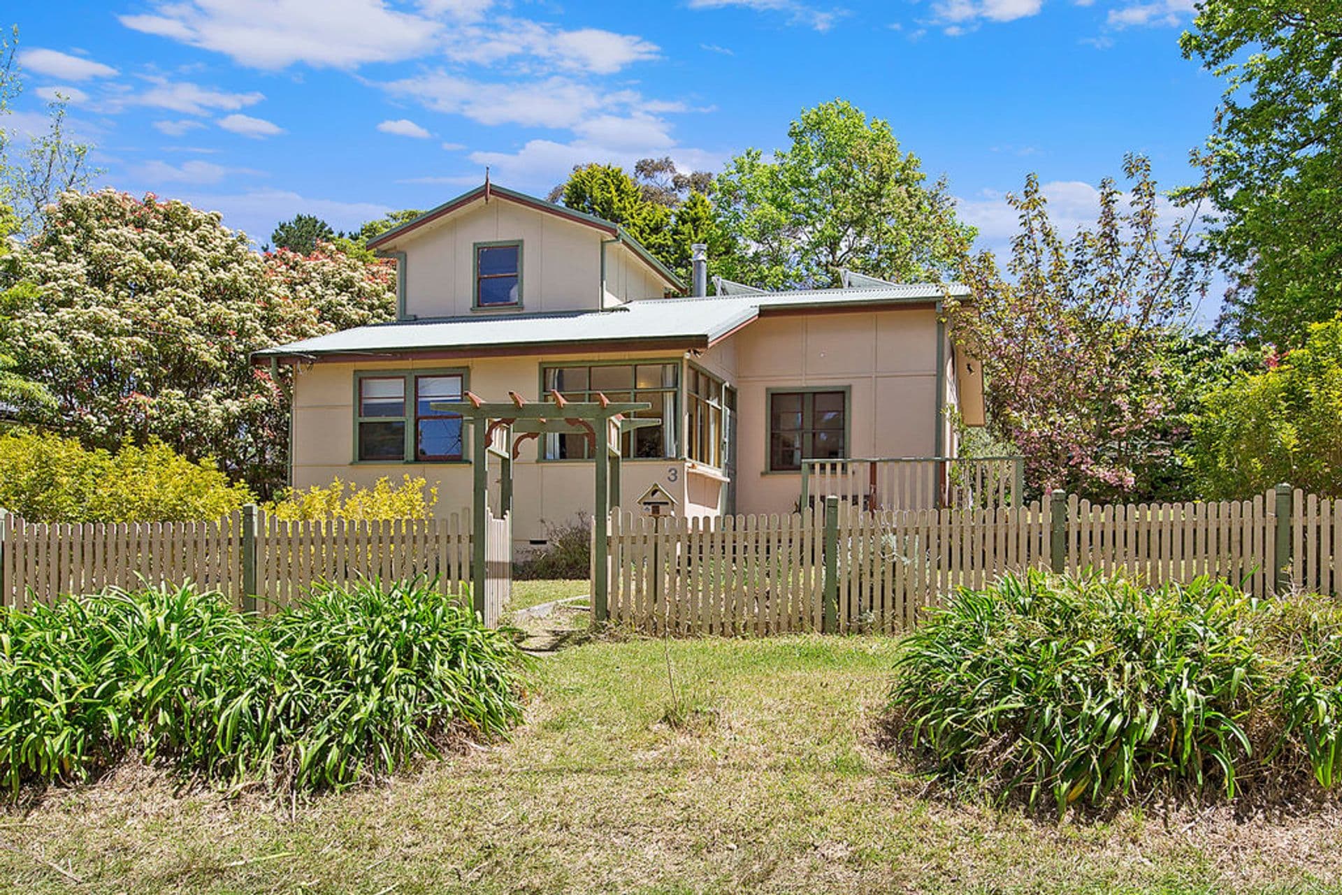 3 Genevieve Road, Bullaburra, NSW, 2784, Bullaburra - Image 1