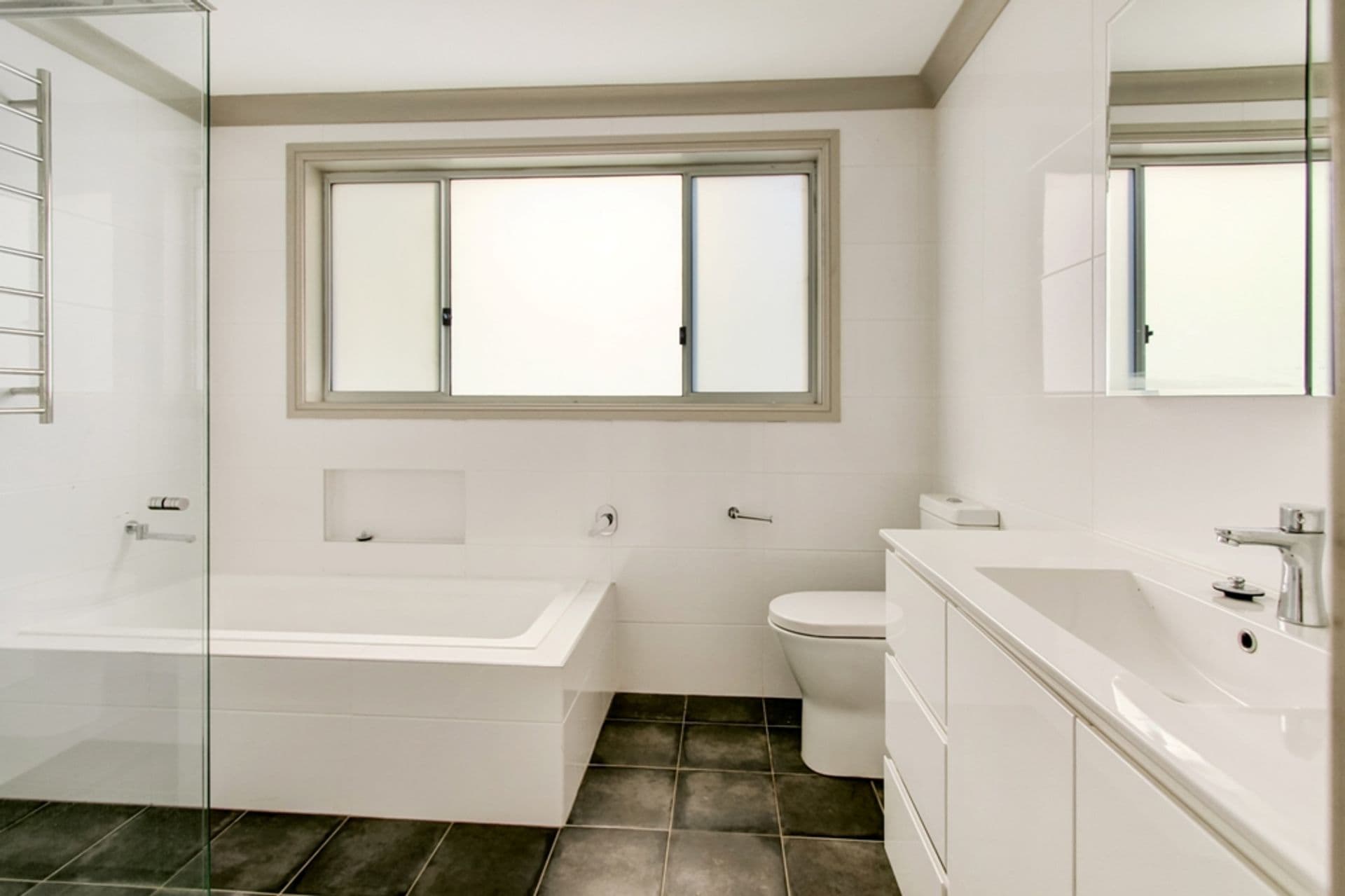 178 Hall Parade, Hazelbrook, NSW, 2779, Hazelbrook - Thumbnail 7