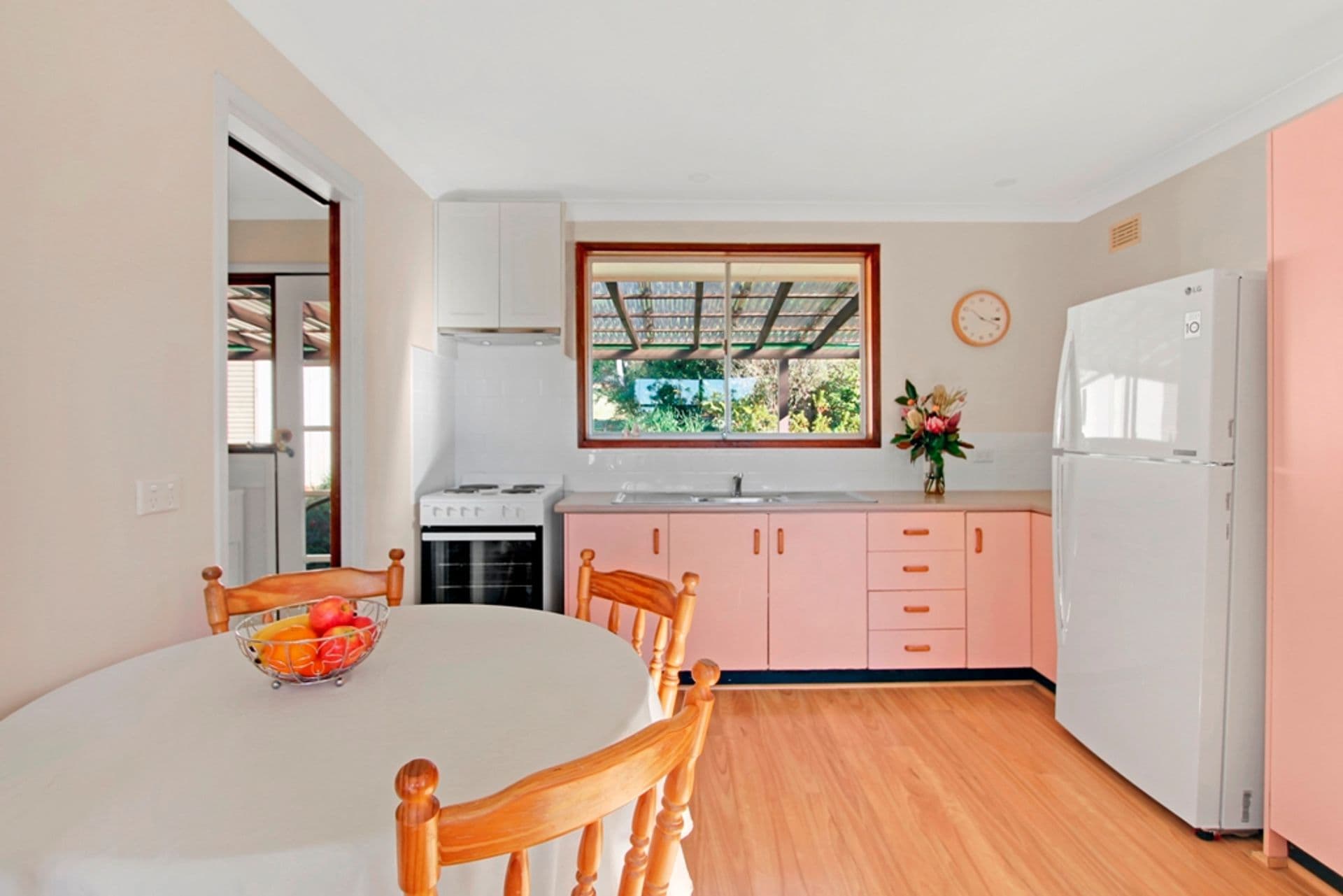 10 Alexander Avenue, Hazelbrook, NSW, 2779, Hazelbrook - Thumbnail 5