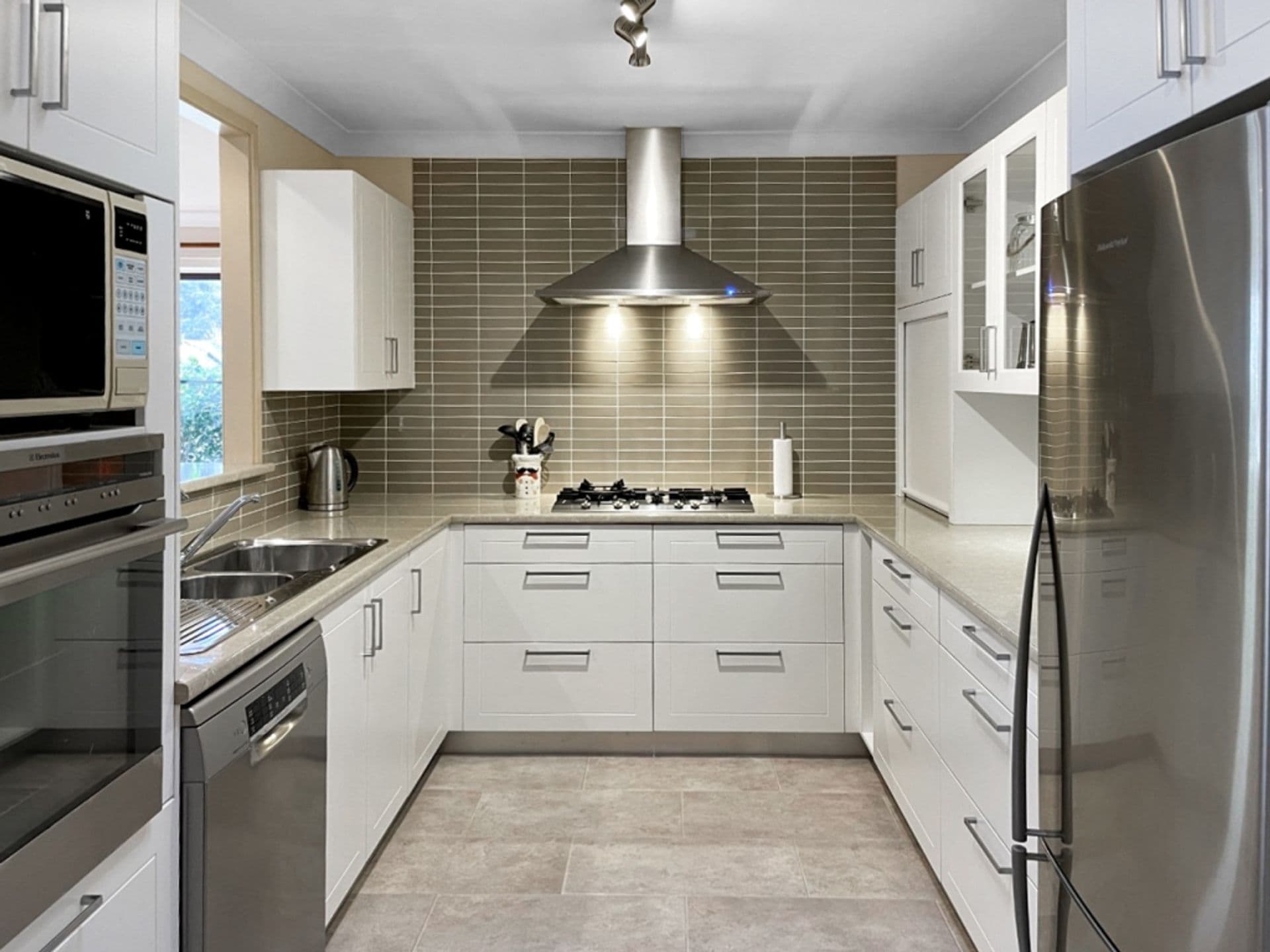 31 Woodland Avenue, Hazelbrook, NSW, 2779, Hazelbrook - Thumbnail 7