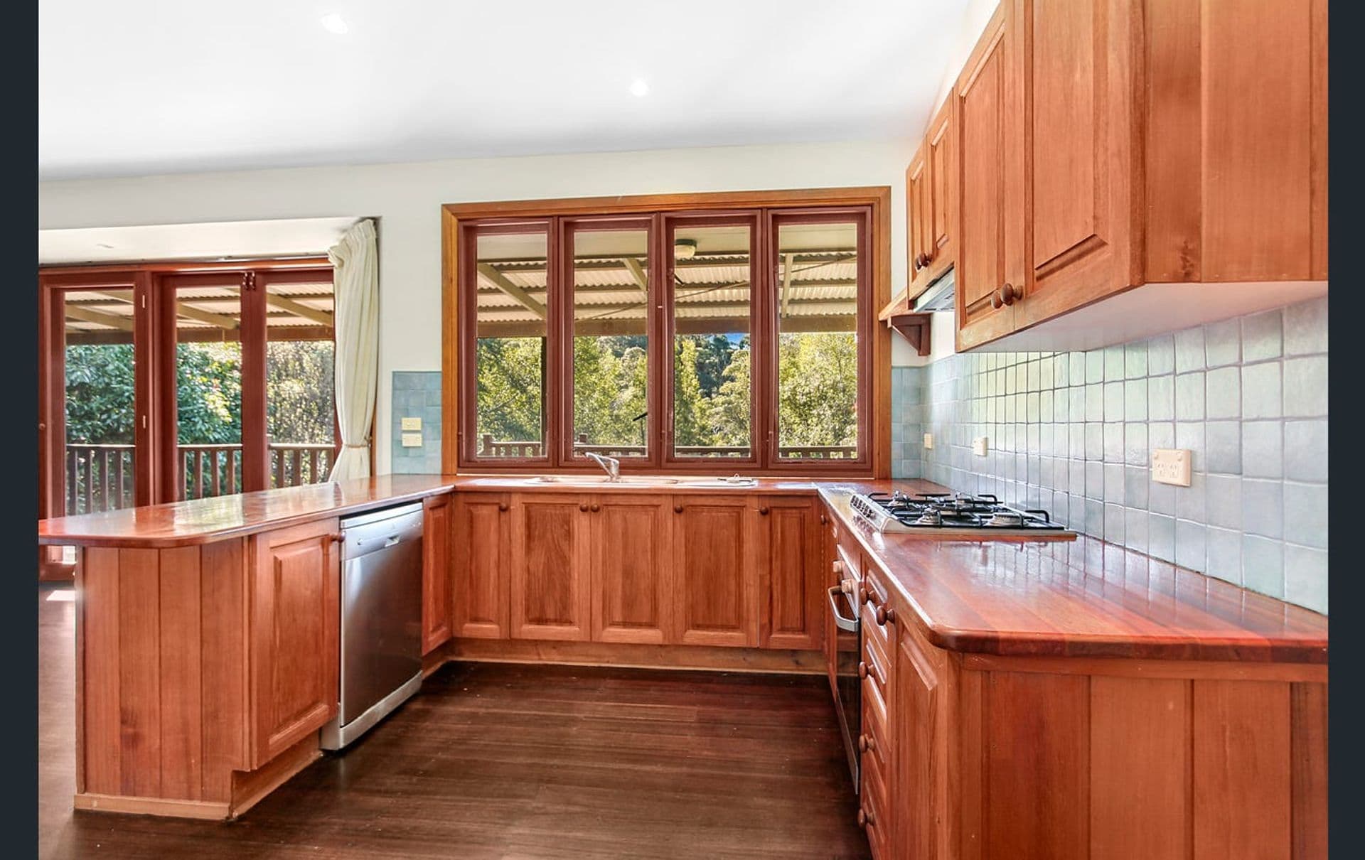 27 Kamillaroi Road, Katoomba, NSW, 2780, Katoomba - Thumbnail 5