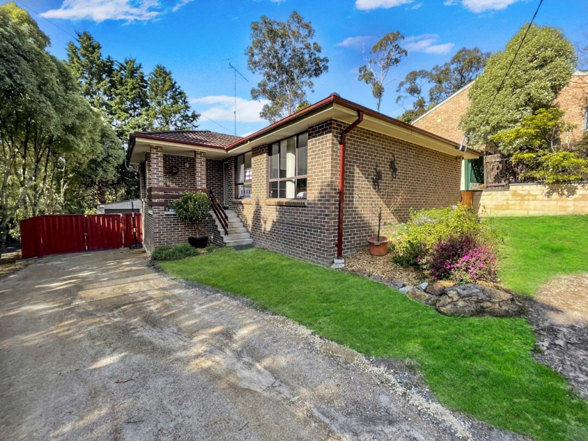 33 Alexander Avenue, Hazelbrook, NSW, 2779, Hazelbrook - Image 1