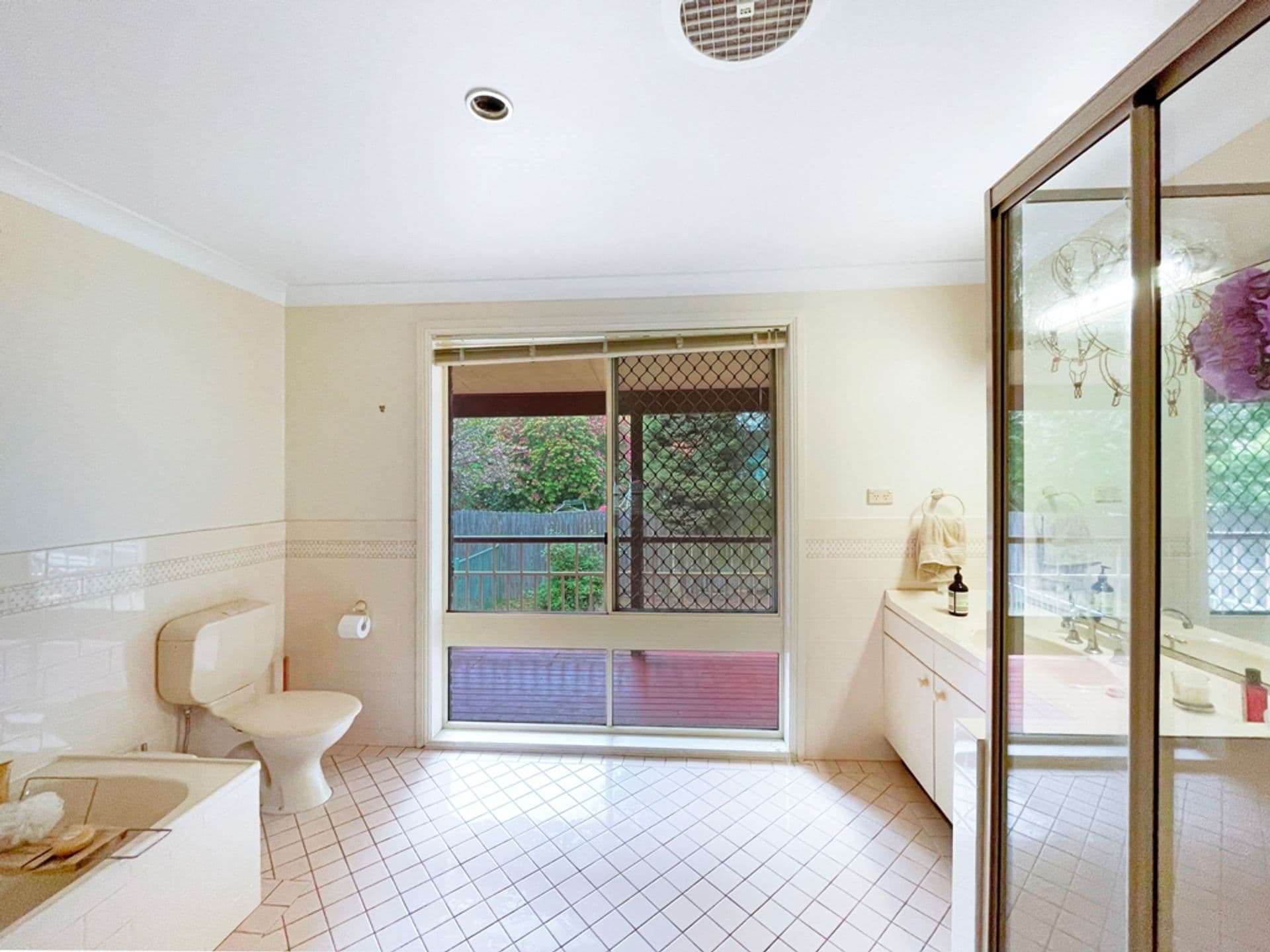 72 Oaklands Road, Hazelbrook, NSW, 2779, Hazelbrook - Thumbnail 5