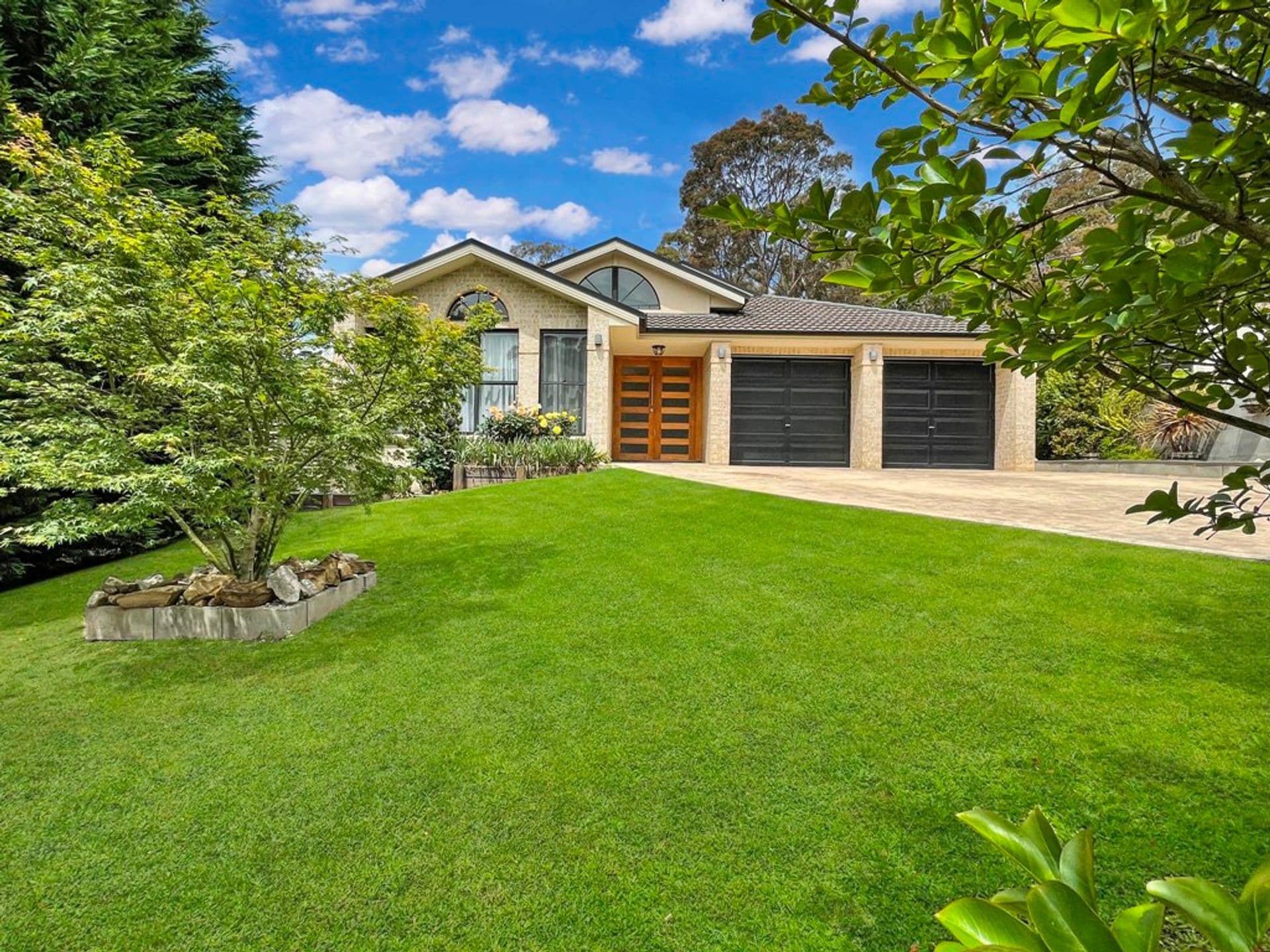 11 Roberts Road, Lawson, NSW, 2783, Lawson - Image 1