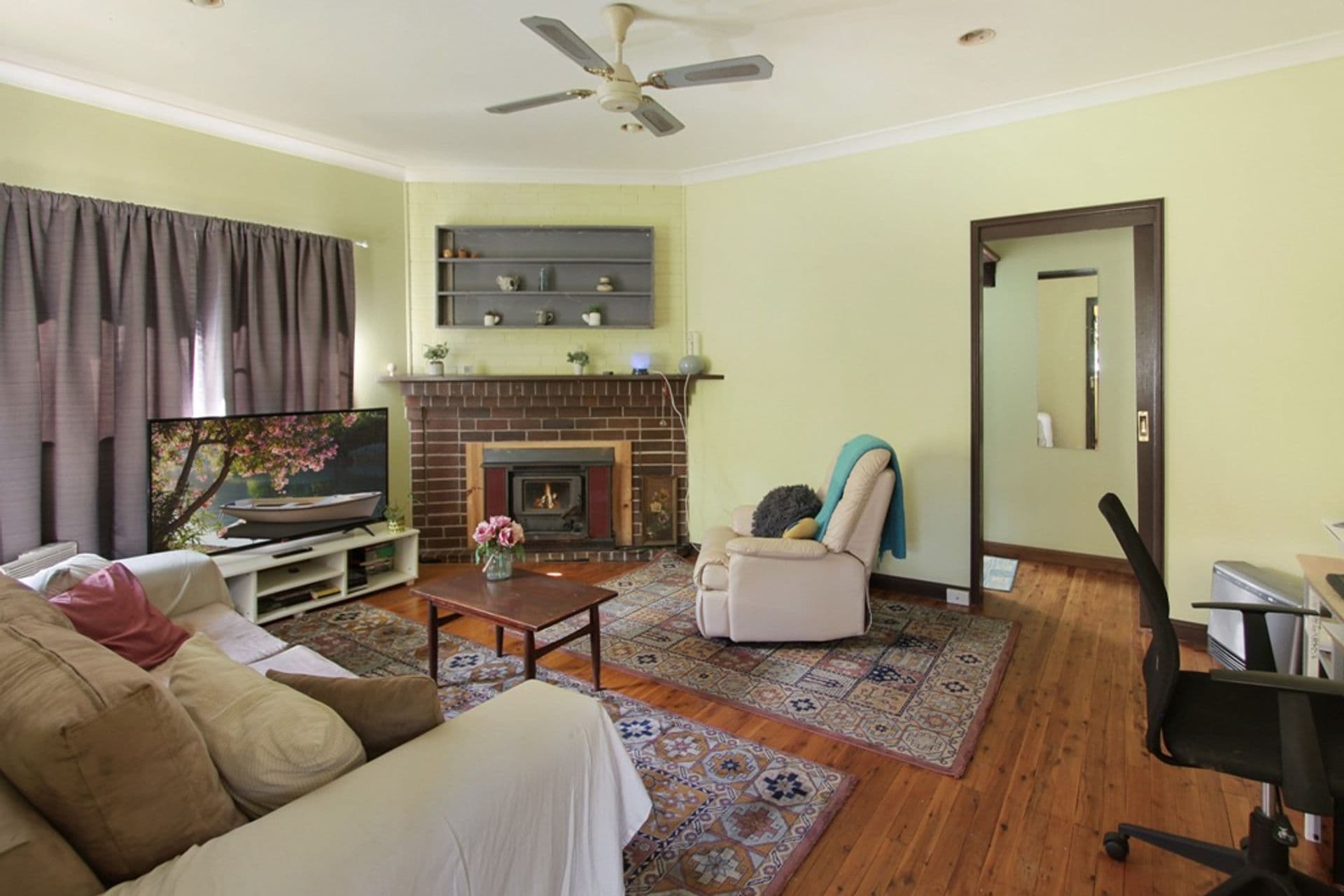 8 Terrace Falls Road, Hazelbrook, NSW, 2779, Hazelbrook - Thumbnail 8