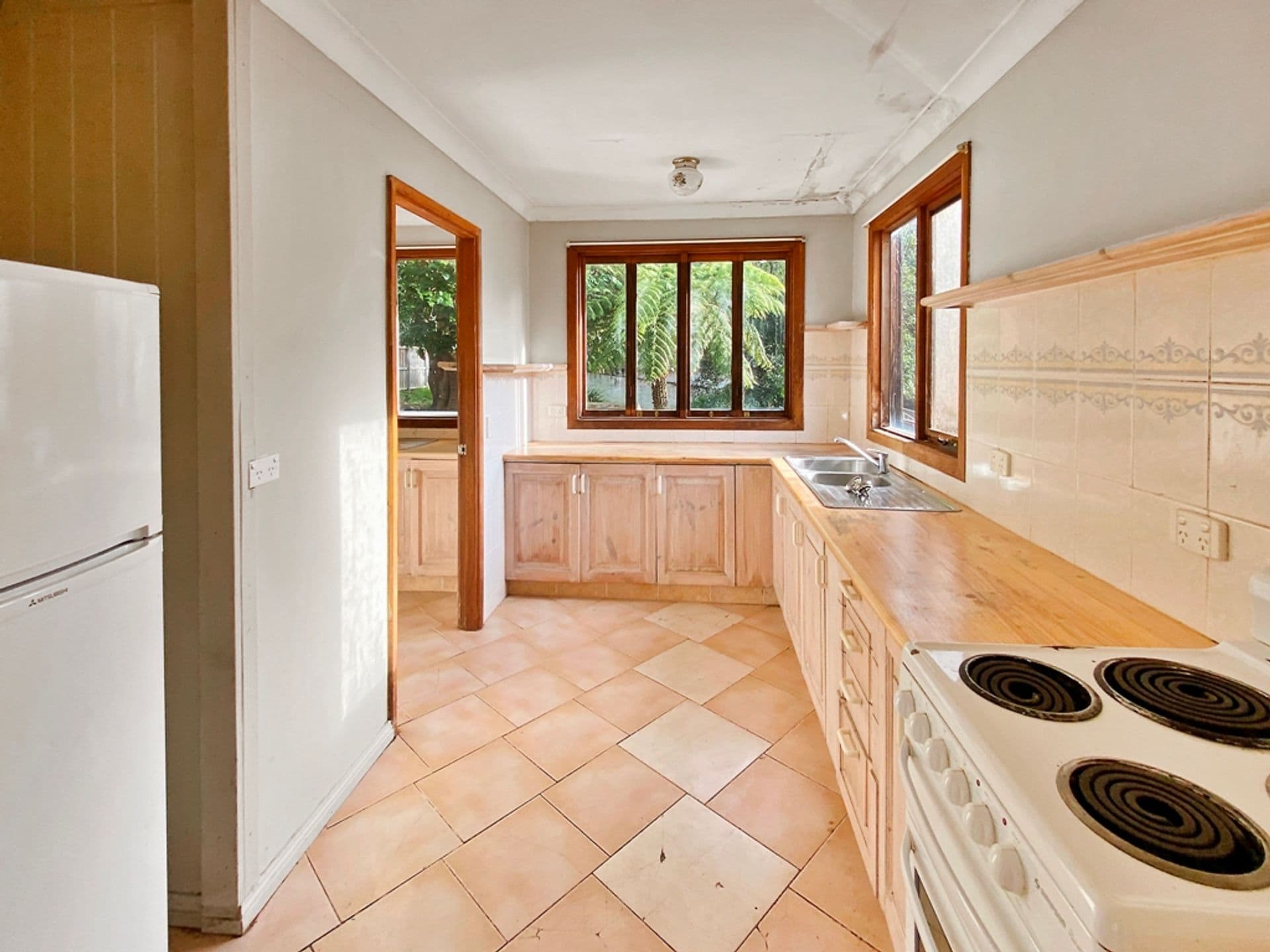33 Cunningham Street, Hazelbrook, NSW, 2779, Hazelbrook - Thumbnail 6