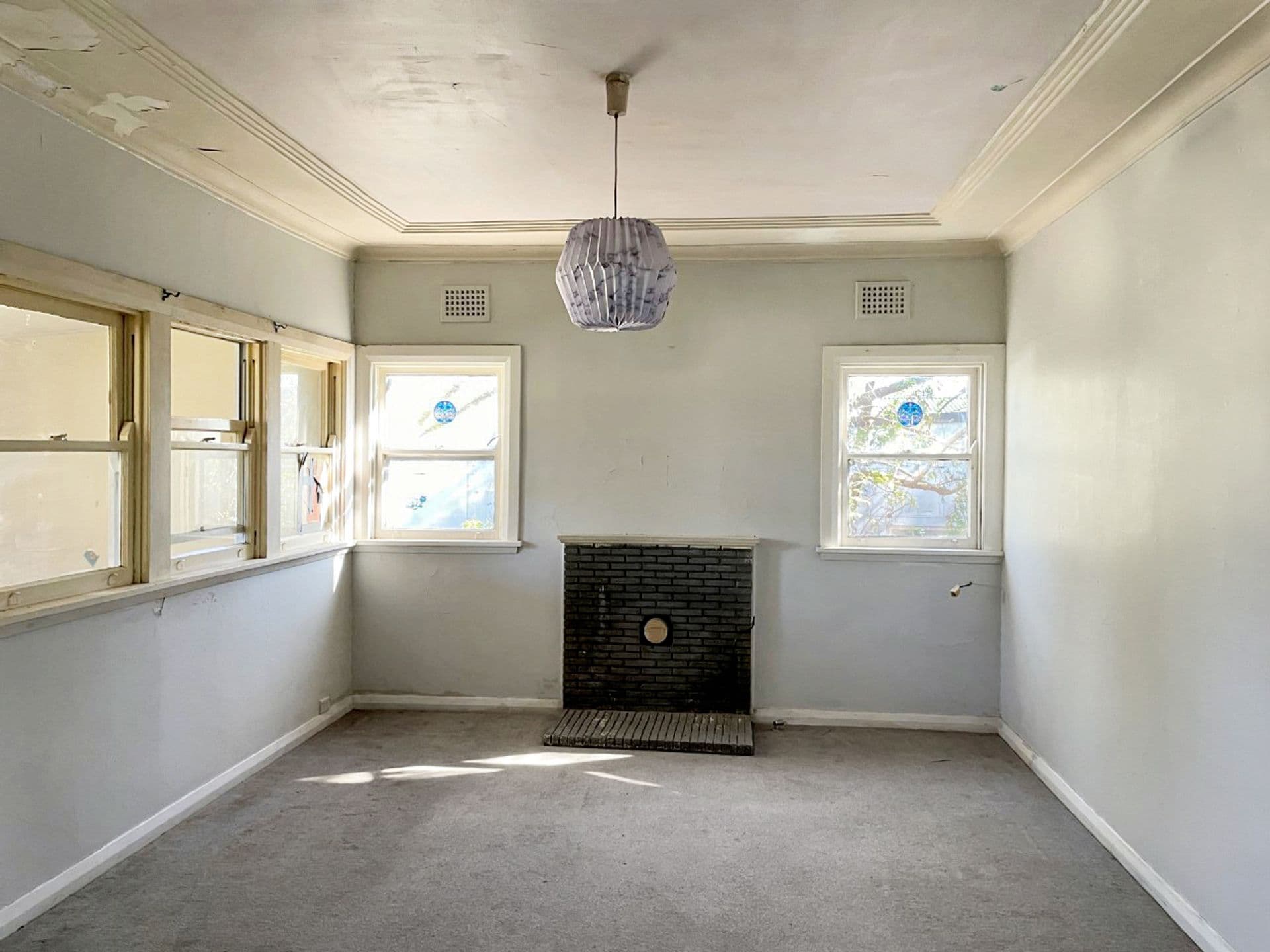 22 Landseer Road, Hazelbrook, NSW, 2779, Hazelbrook - Thumbnail 4