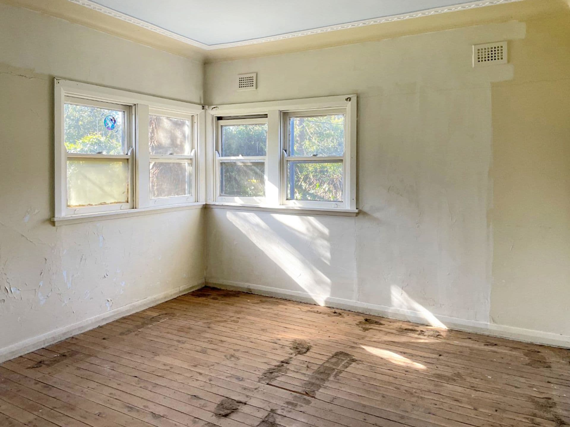 22 Landseer Road, Hazelbrook, NSW, 2779, Hazelbrook - Thumbnail 5
