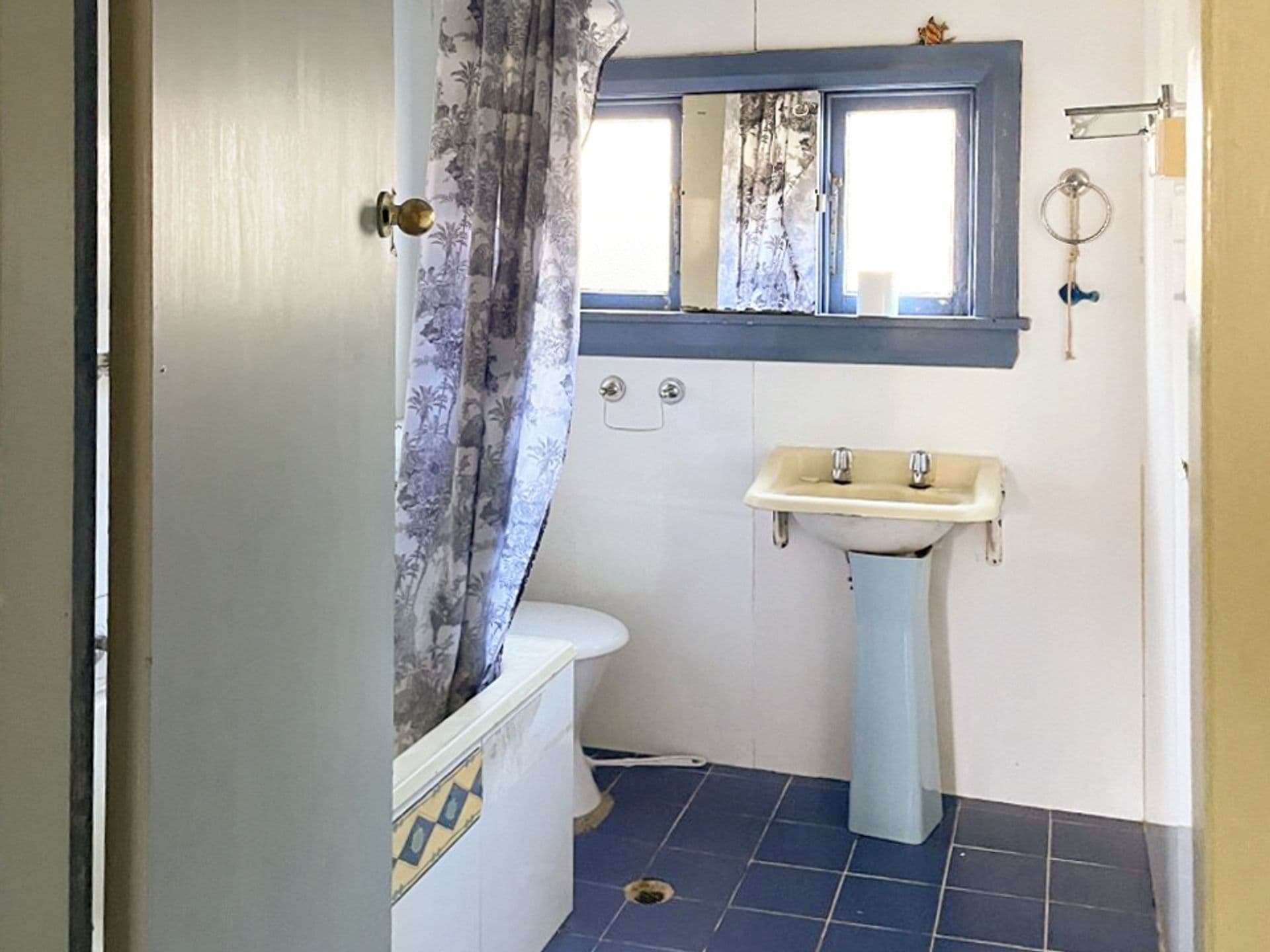 22 Landseer Road, Hazelbrook, NSW, 2779, Hazelbrook - Thumbnail 6