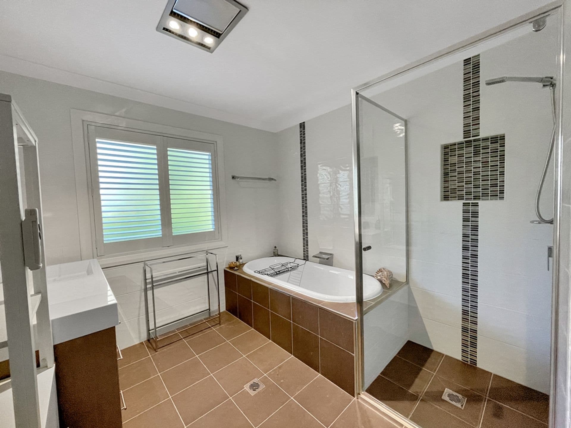 52 Kalinda Road, Bullaburra, NSW, 2784, Bullaburra - Thumbnail 7
