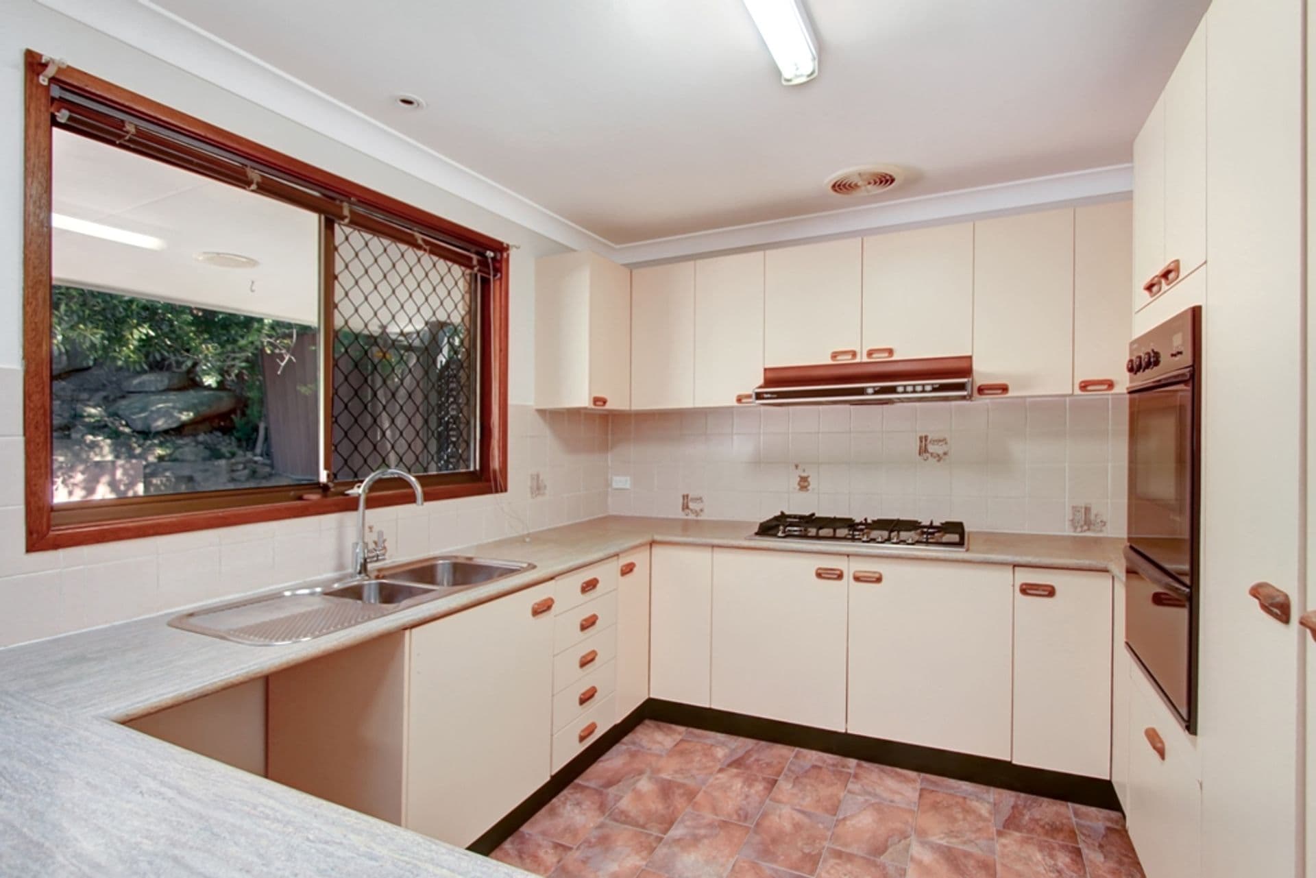 21 Talbot Road, Hazelbrook, NSW, 2779, Hazelbrook - Thumbnail 5