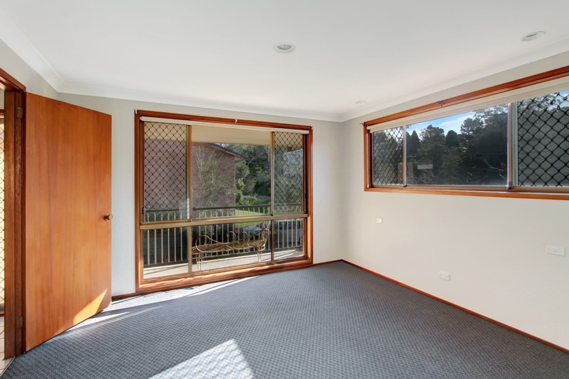 21 Talbot Road, Hazelbrook, NSW, 2779, Hazelbrook - Thumbnail 8