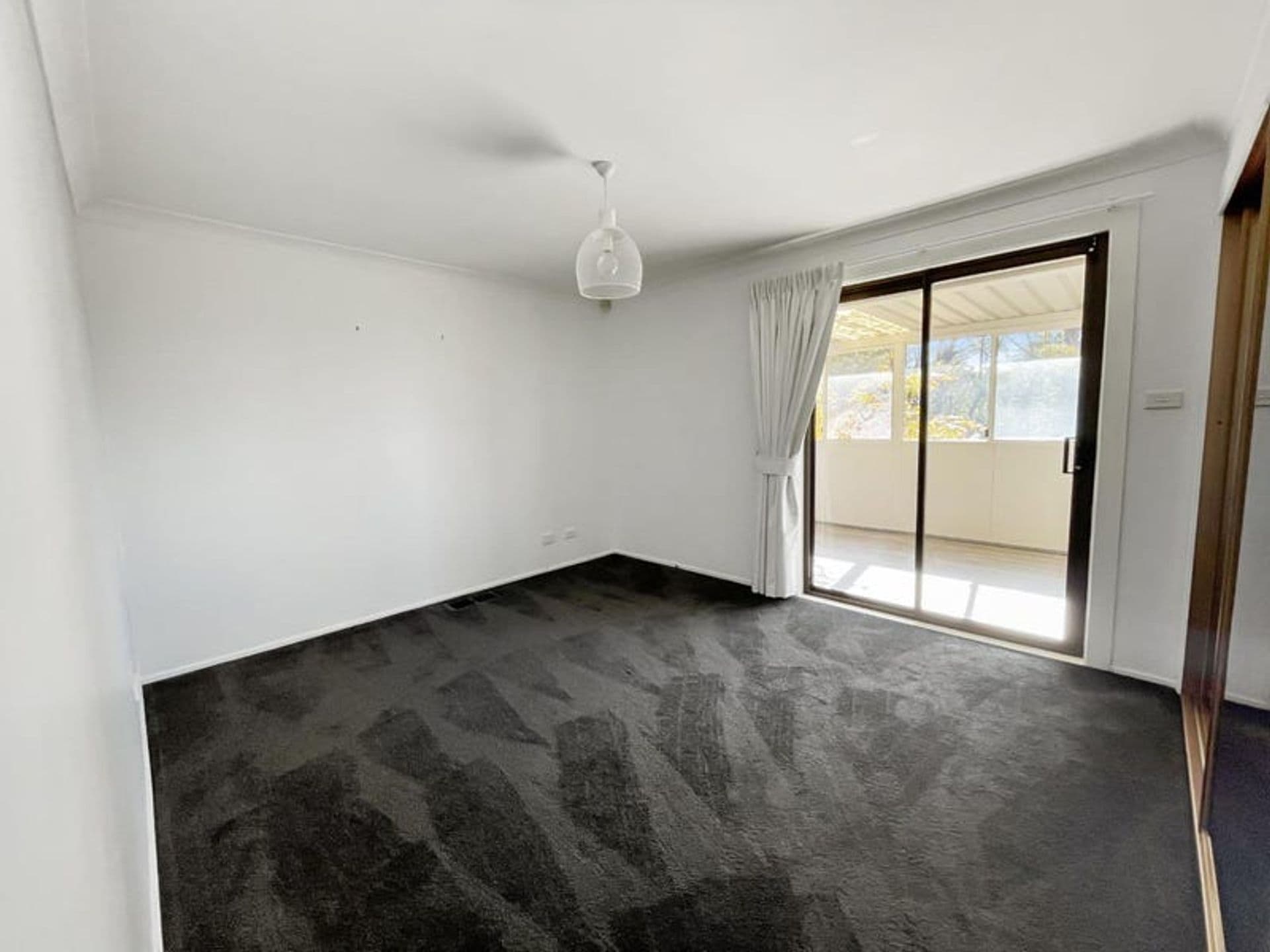 21 Railway Parade, Bullaburra, NSW, 2784, Bullaburra - Thumbnail 6