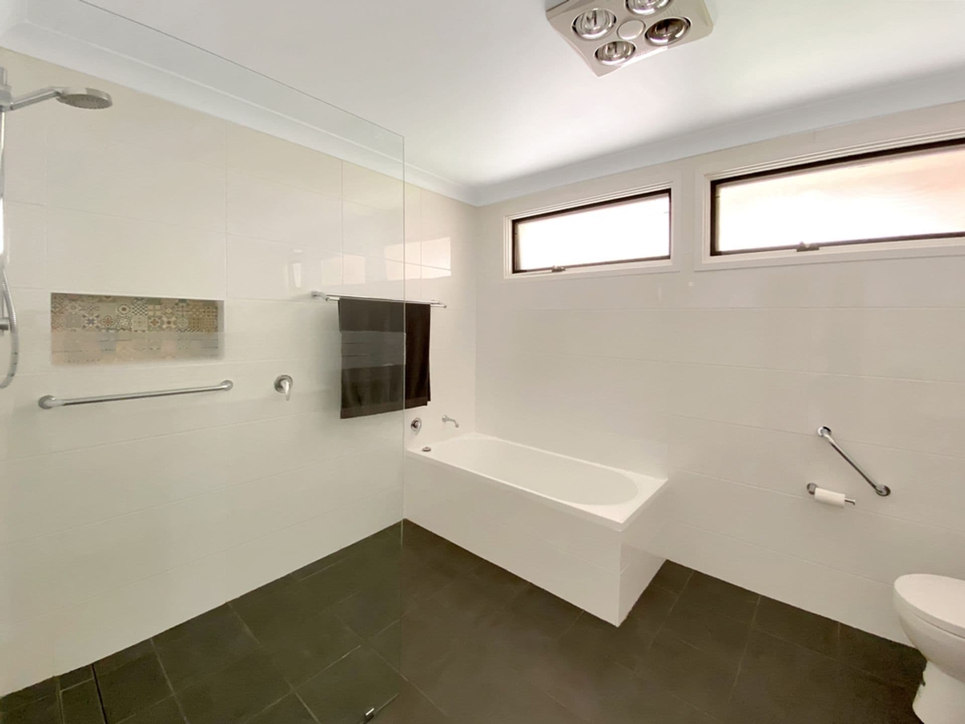 44 Falcon Street, Hazelbrook, NSW, 2779, Hazelbrook - Thumbnail 5