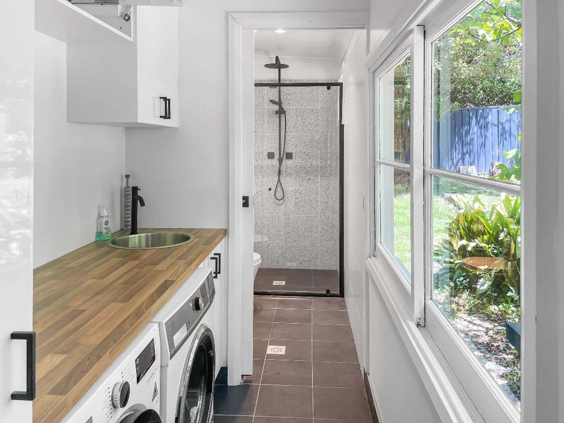 70 Oaklands Road, Hazelbrook, NSW, 2779, Hazelbrook - Thumbnail 4