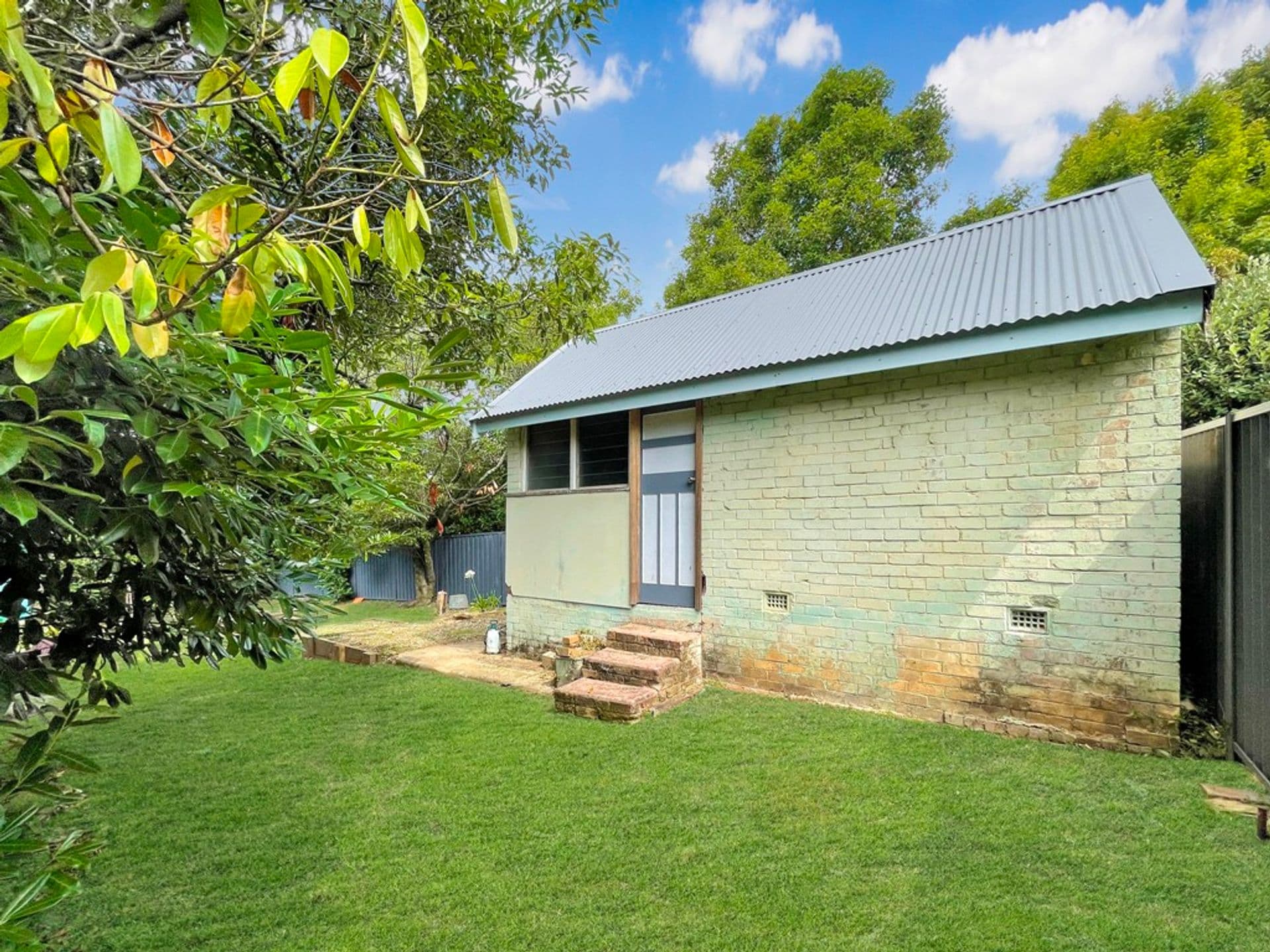 70 Oaklands Road, Hazelbrook, NSW, 2779, Hazelbrook - Thumbnail 6