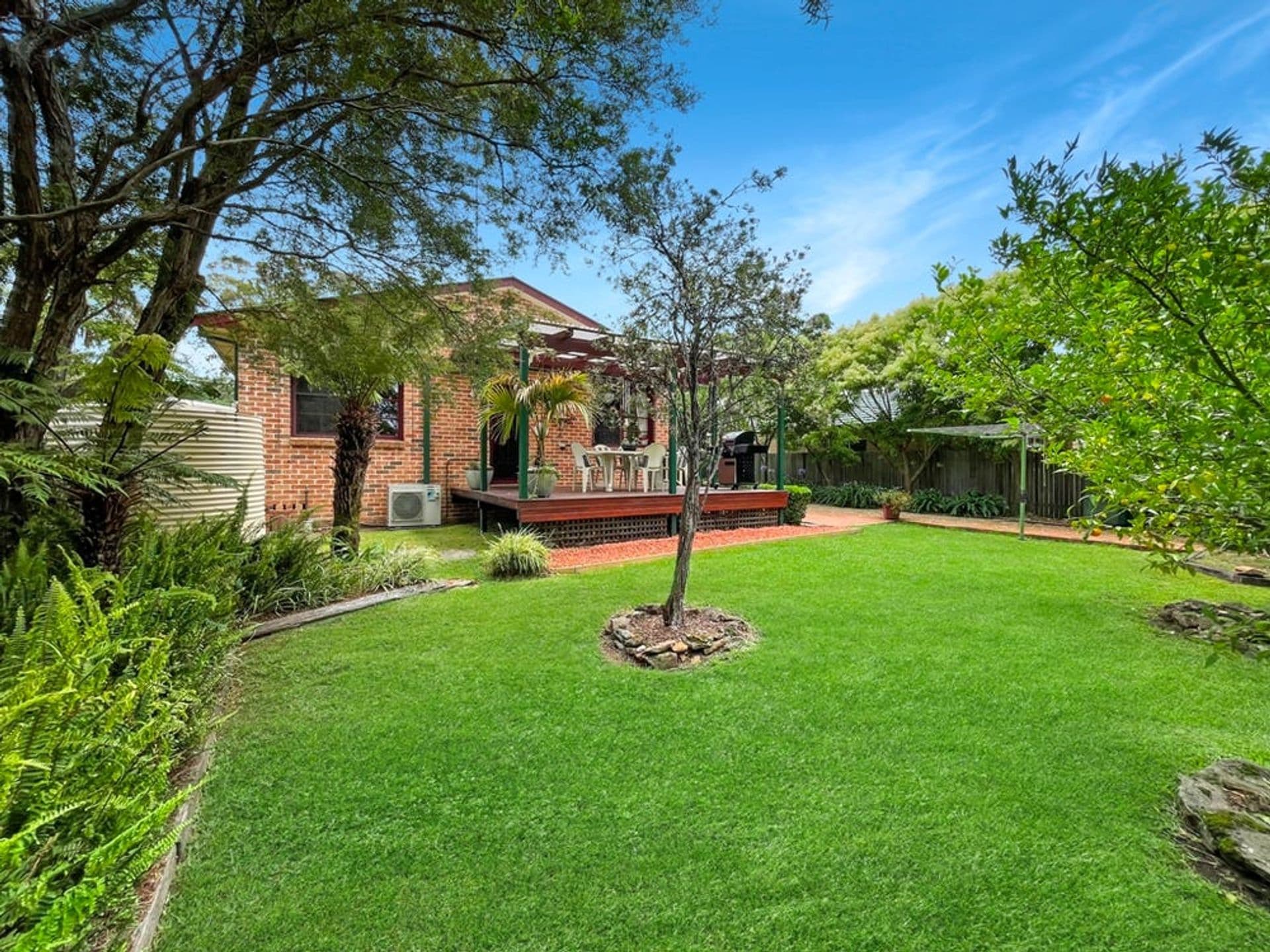 19 Woodland Avenue, Hazelbrook, NSW, 2779, Hazelbrook - Thumbnail 3