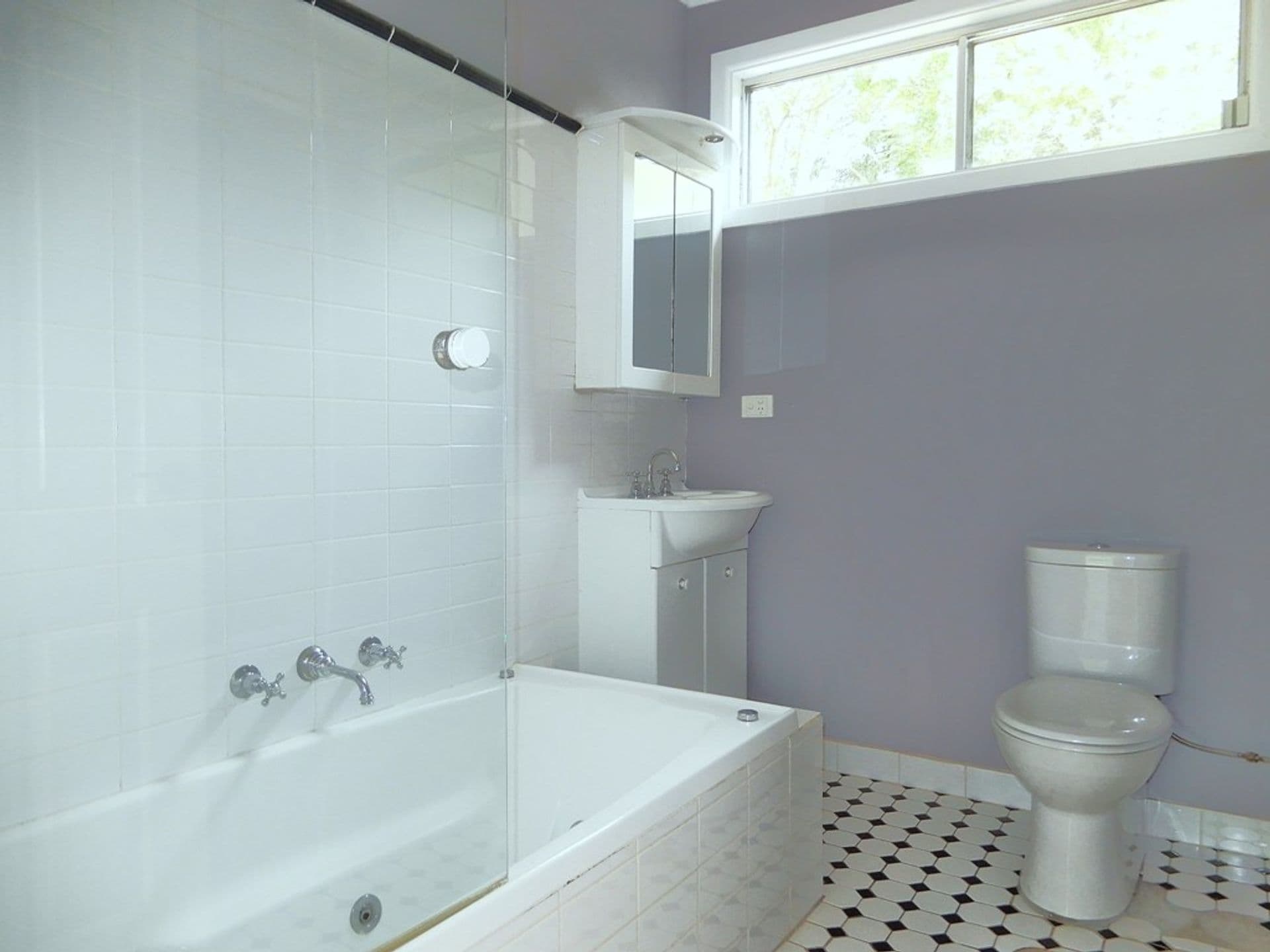 53 Oaklands Road, Hazelbrook, NSW, 2779, Hazelbrook - Thumbnail 6