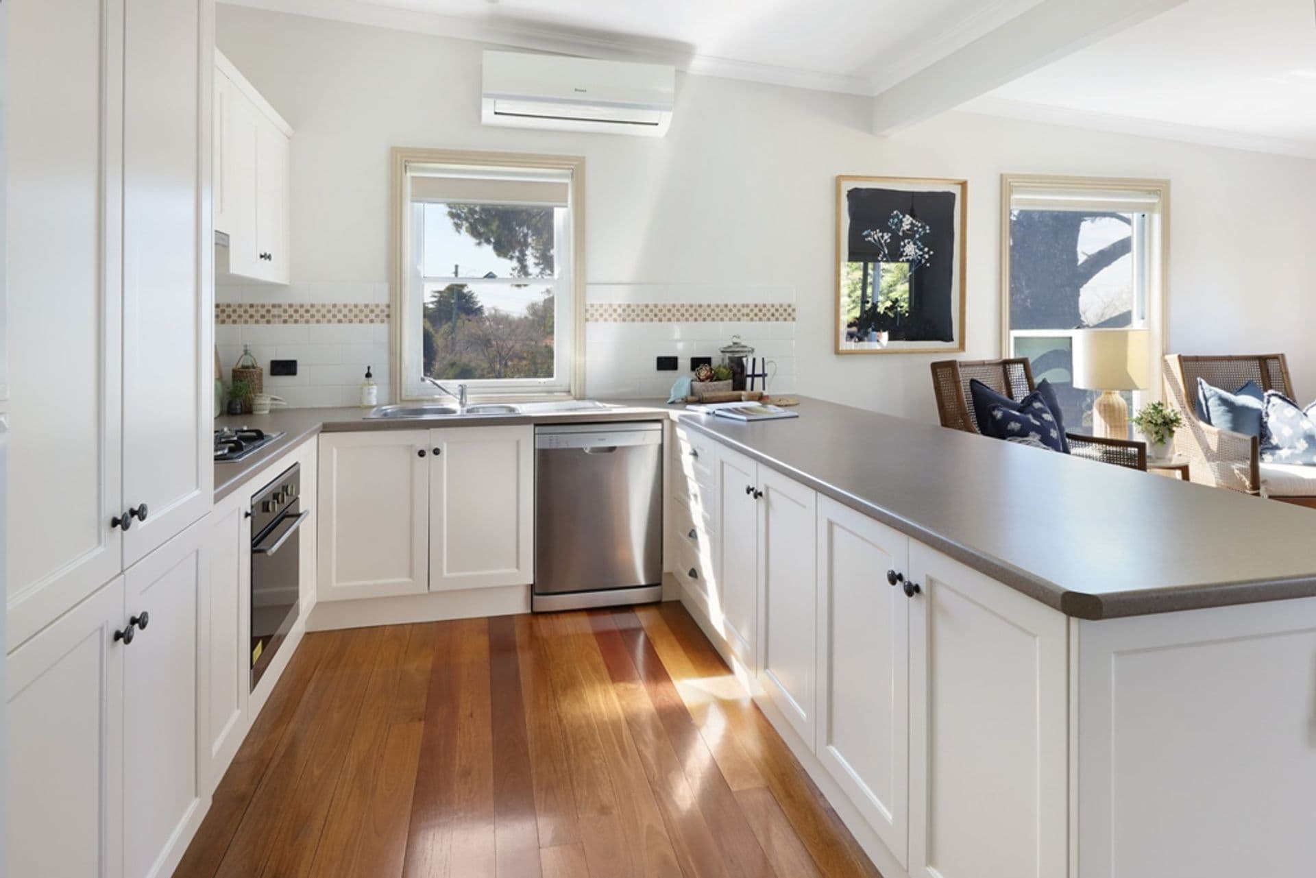 323 Great Western Highway, Lawson, NSW, 2783, Lawson - Thumbnail 6