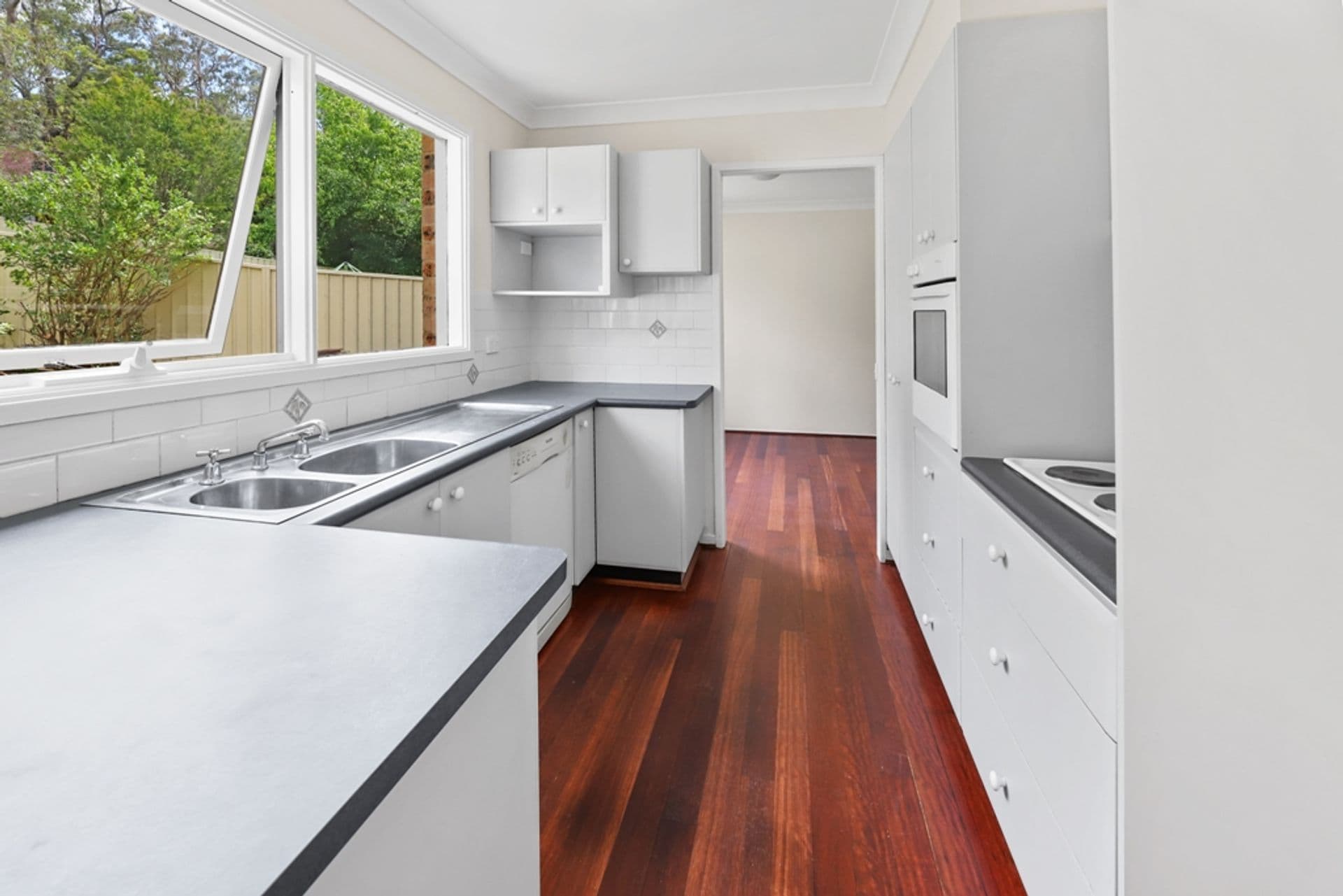 39 Talbot Road, Hazelbrook, NSW, 2779, Hazelbrook - Thumbnail 6