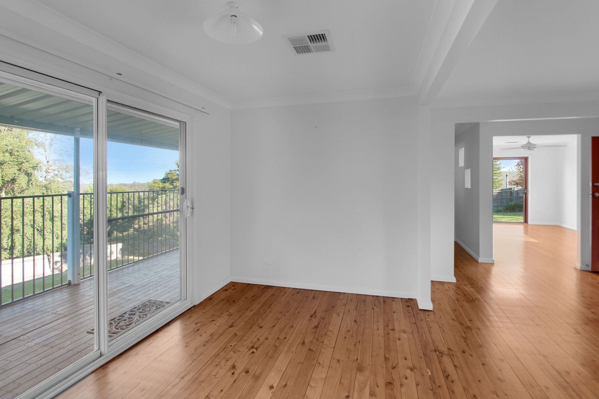 2 Wideview Avenue, Woodford, NSW, 2778, Woodford - Thumbnail 7