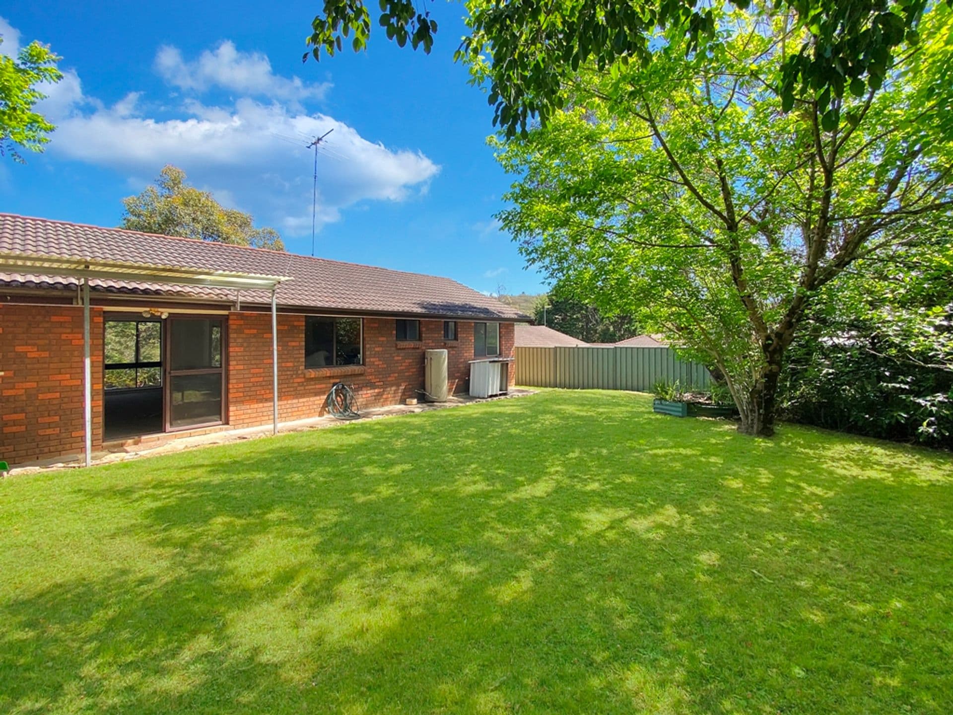 99 Hall Parade, Hazelbrook, NSW, 2779, Hazelbrook - Thumbnail 3