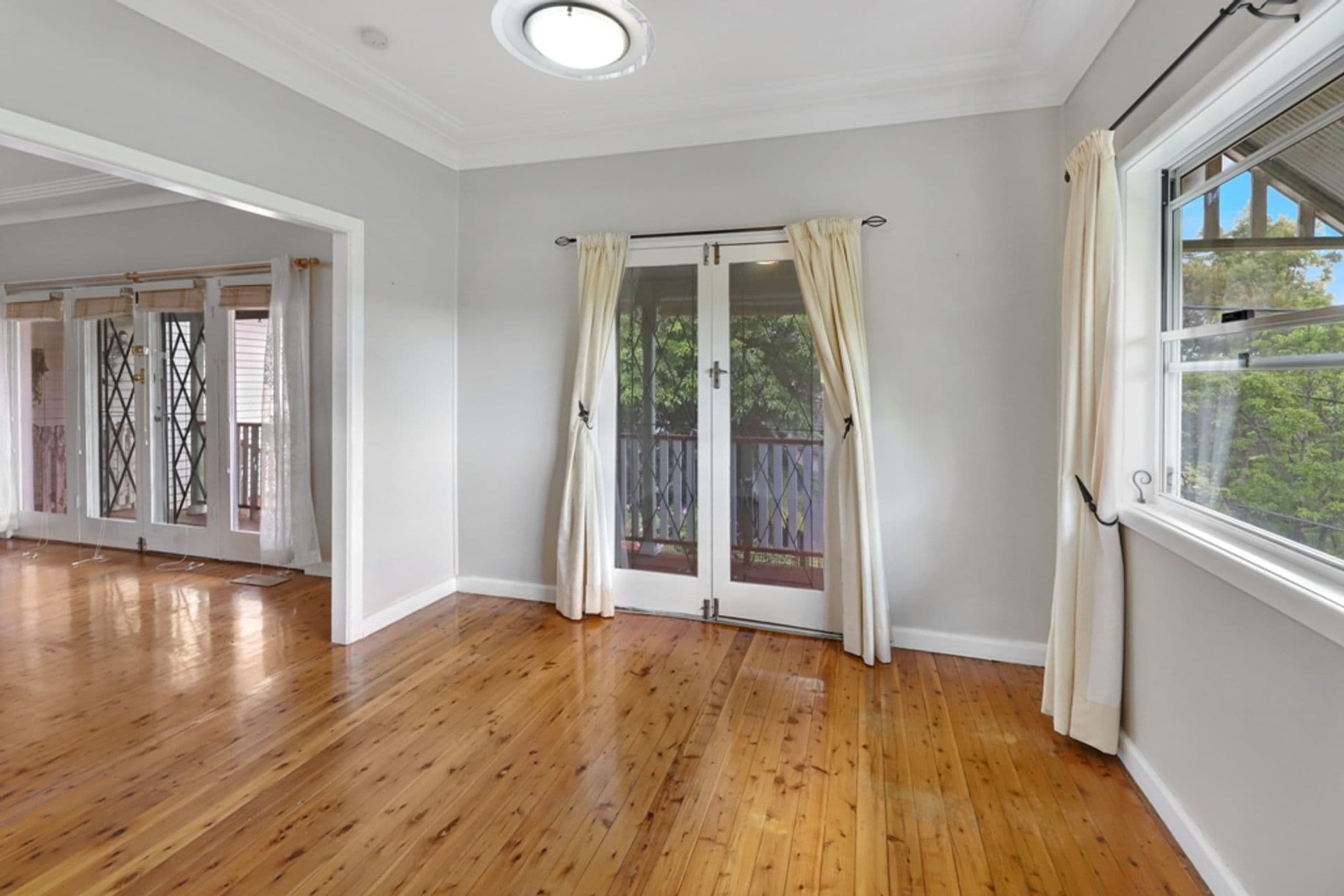 4 Bedford Road, Woodford, NSW, 2778, Woodford - Thumbnail 5