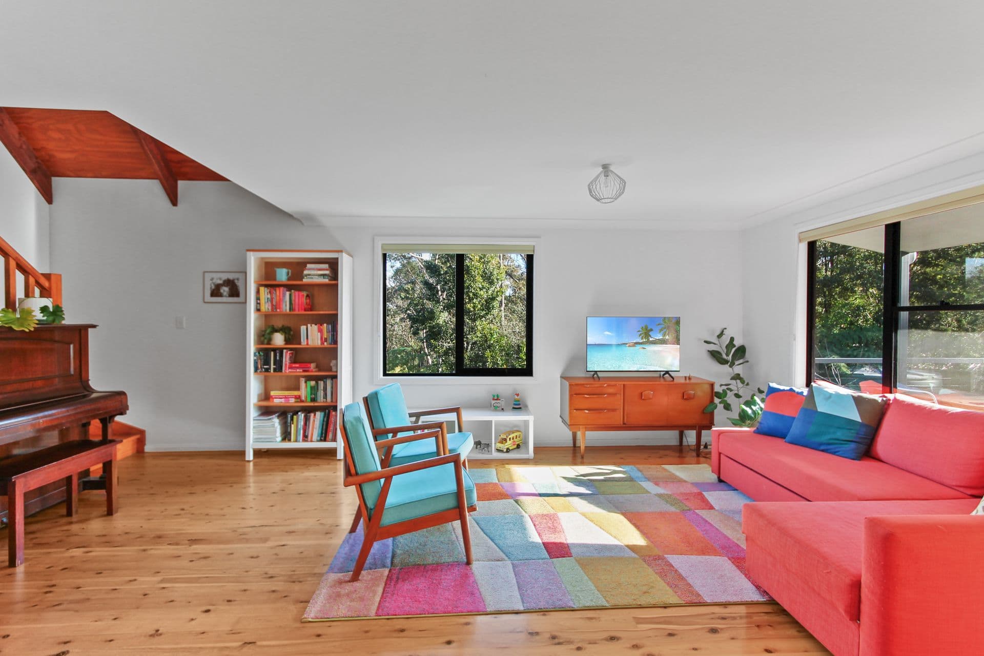 87 Boronia Road, Bullaburra, NSW, 2784, Bullaburra - Thumbnail 3