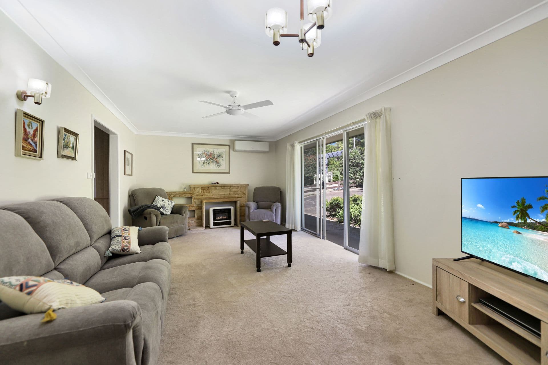11 Bonnie View Avenue, Hazelbrook, NSW, 2779, Hazelbrook - Thumbnail 3