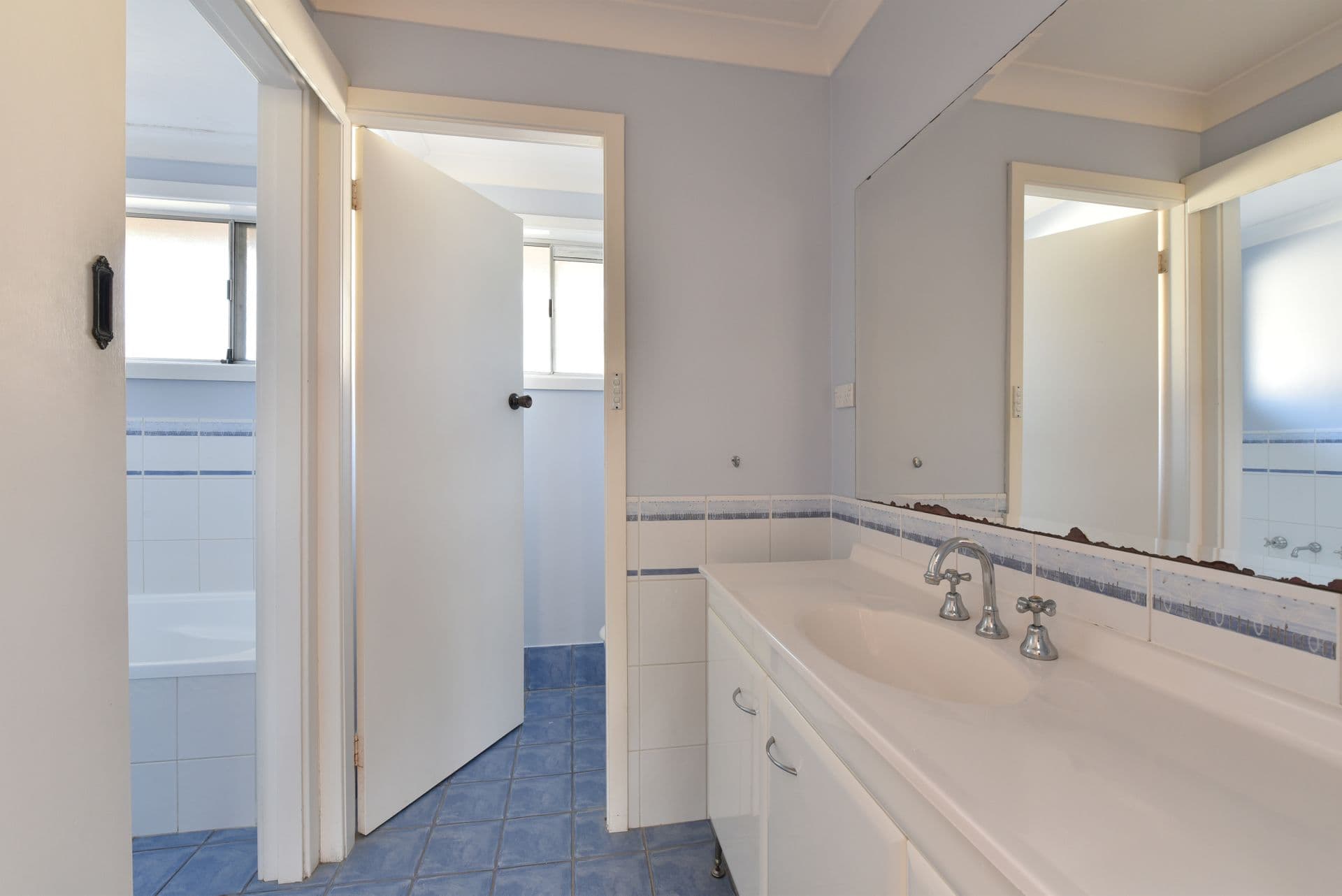 16 Hillcrest Avenue, Rathmines, NSW, 2283, Rathmines - Thumbnail 4