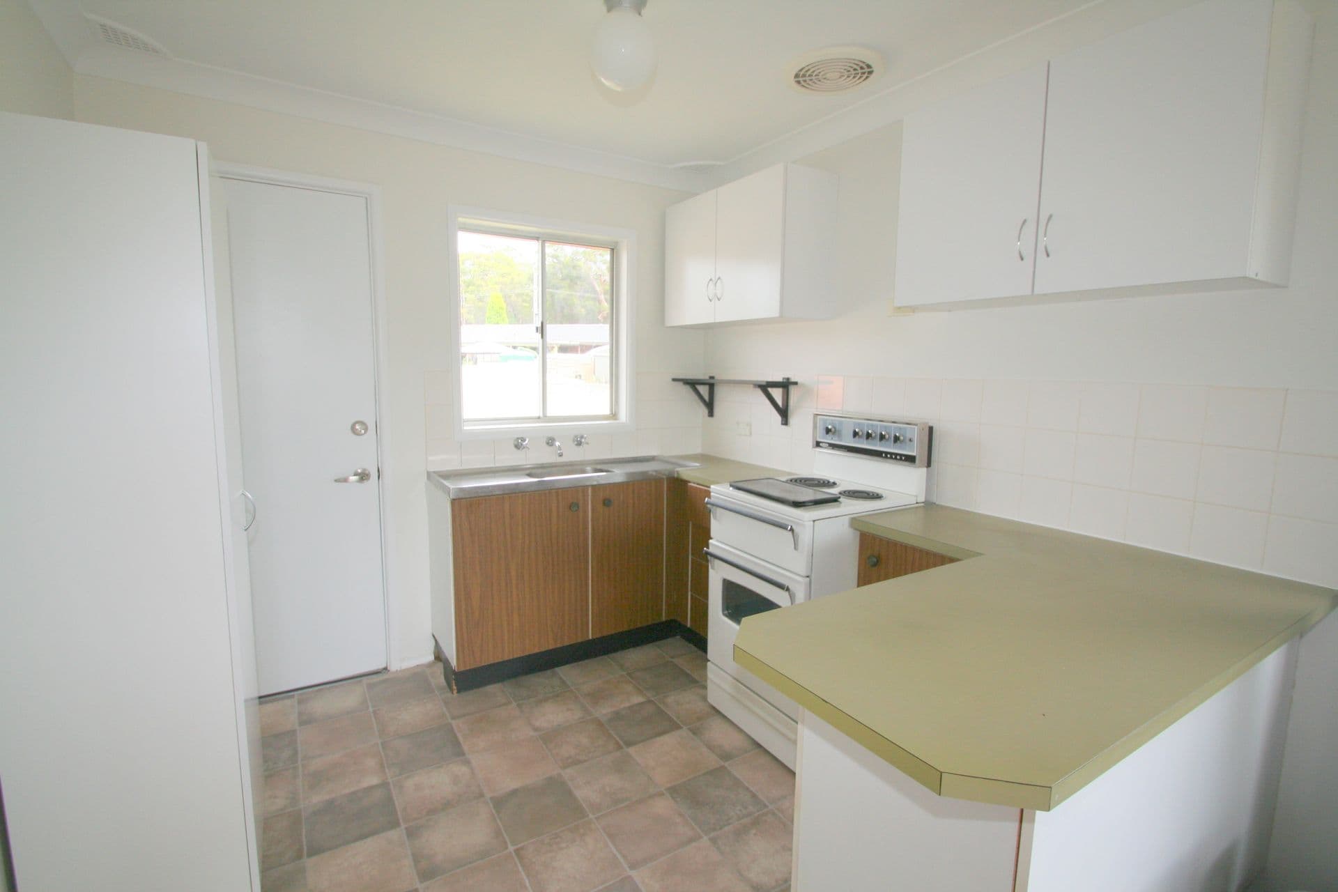 44 Rosemary Row, Rathmines, NSW, 2283, Rathmines - Thumbnail 3