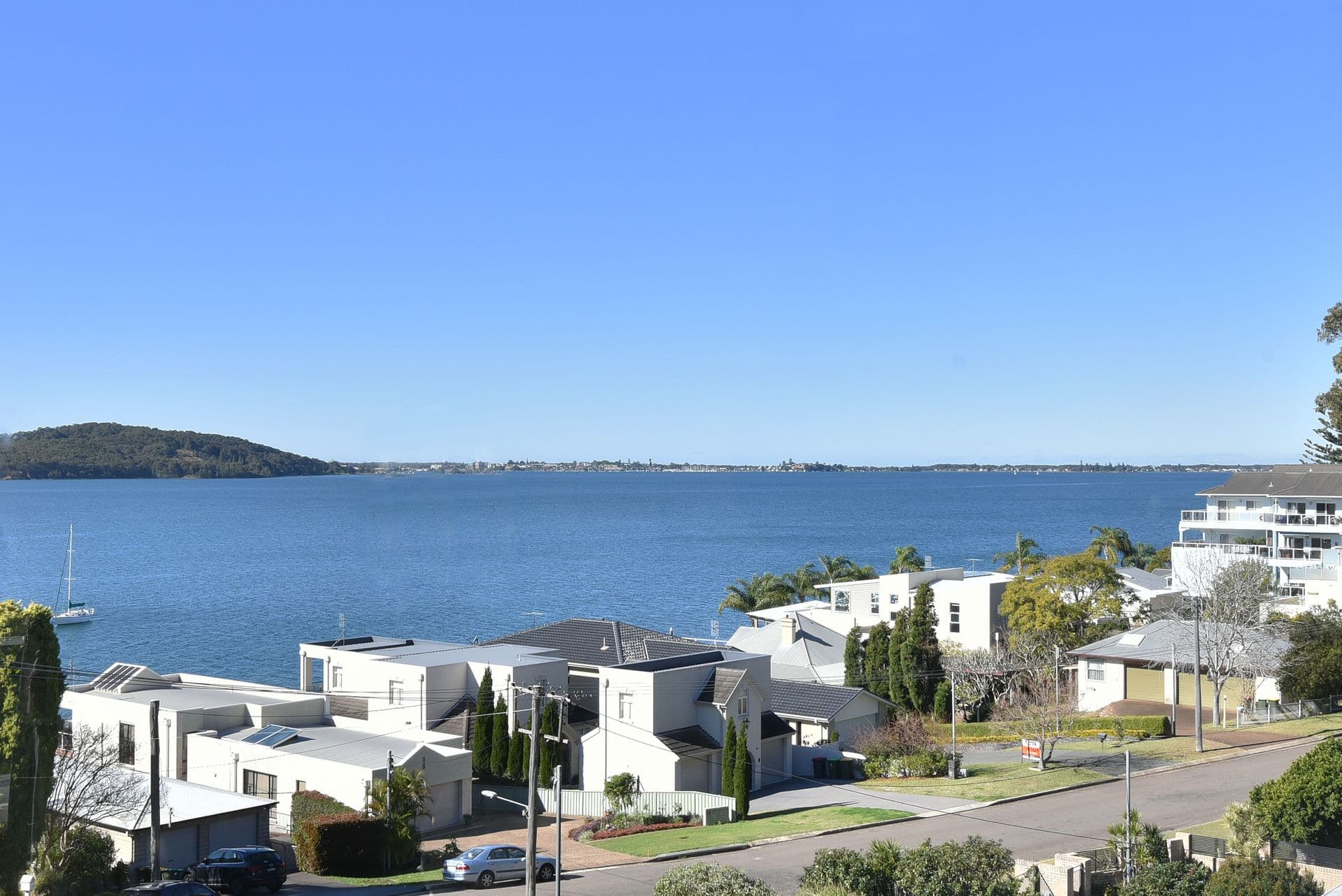 28 Excelsior Parade, Carey Bay, NSW, 2283, Carey Bay - Thumbnail 3