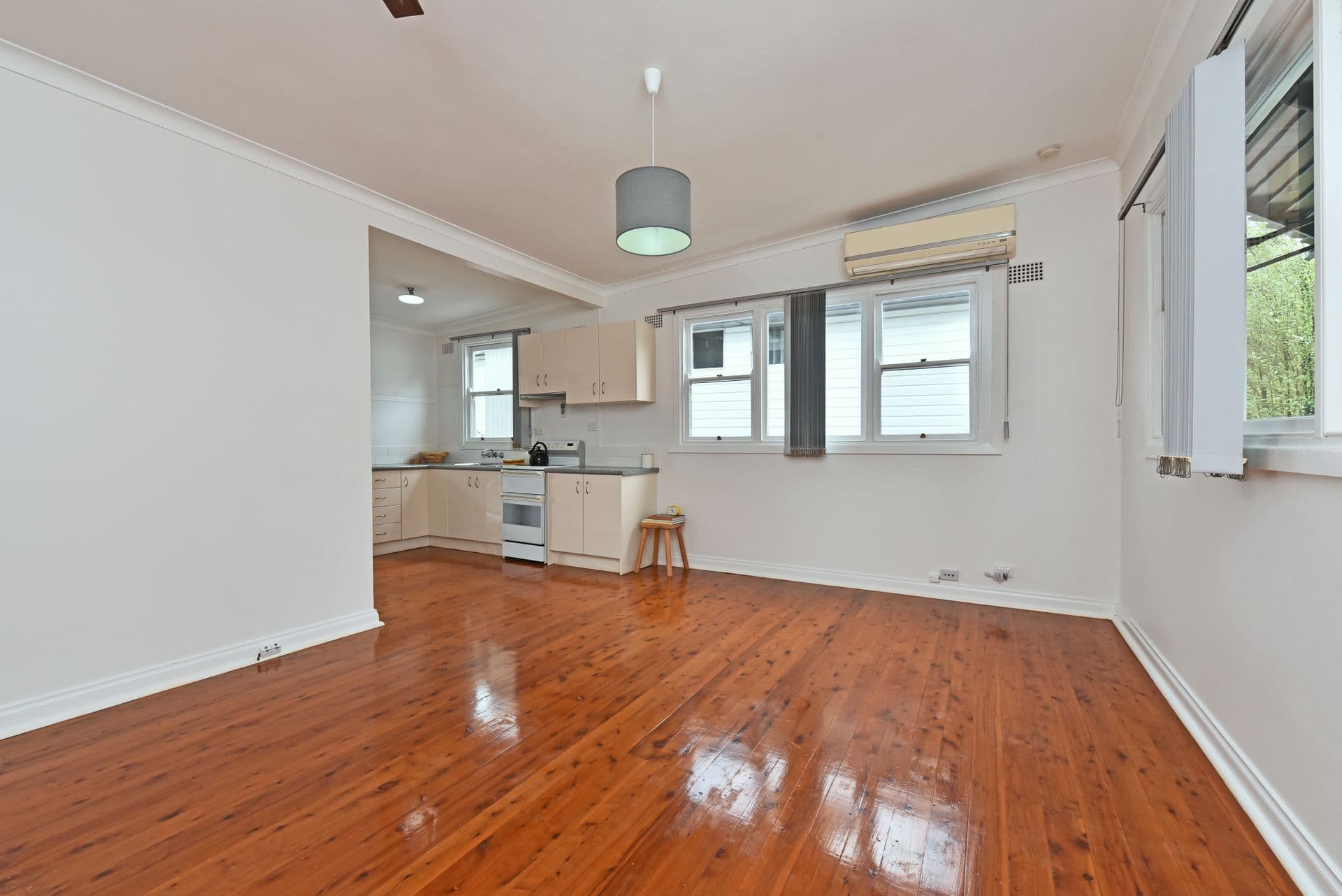 24 Wattle Street, Bolton Point, NSW, 2283, Bolton Point - Thumbnail 6