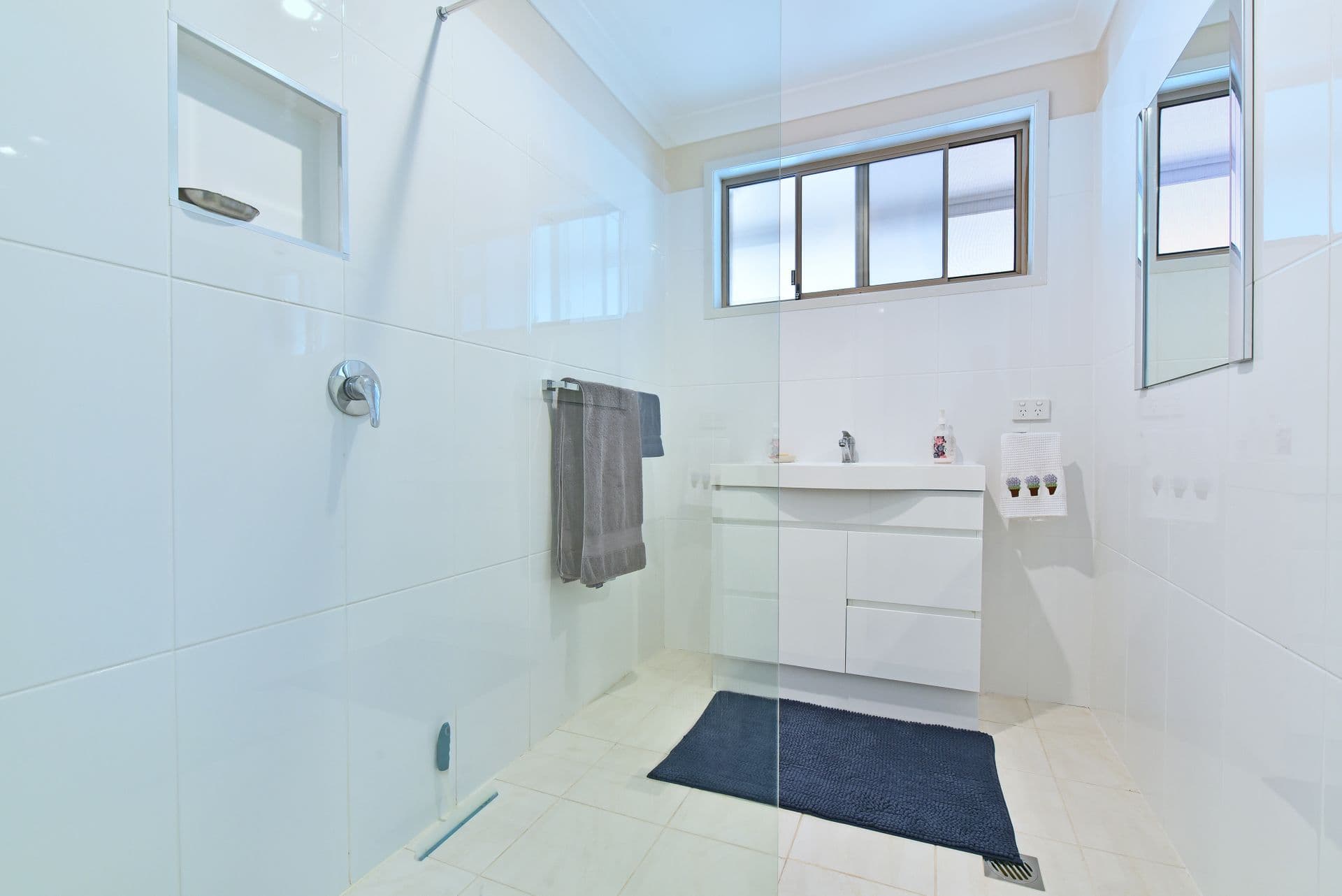 13 Southampton Avenue, Buttaba, NSW, 2283, Buttaba - Thumbnail 4
