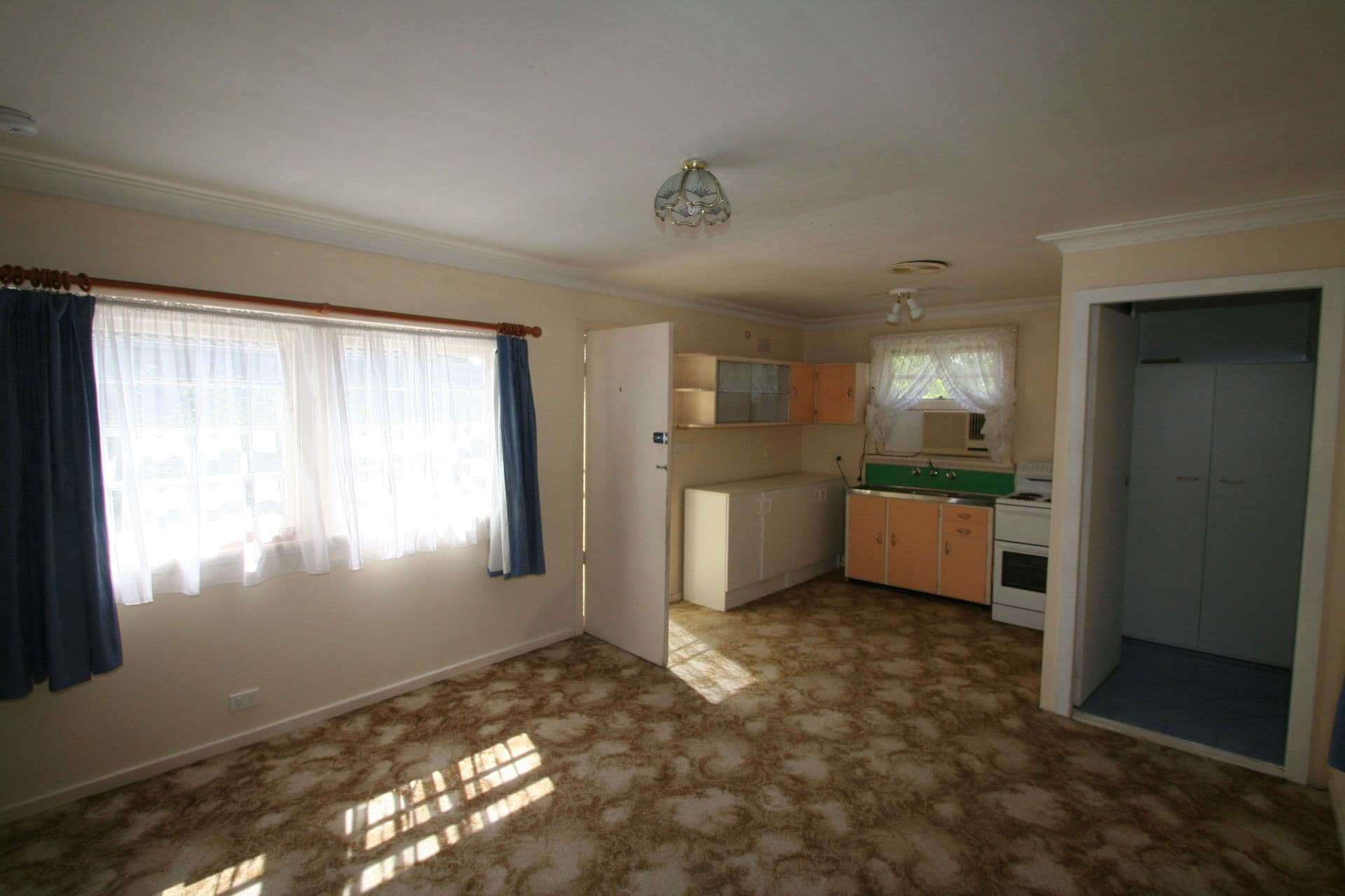 37 Cheapside Street, Rathmines, NSW, 2283, Rathmines - Thumbnail 4