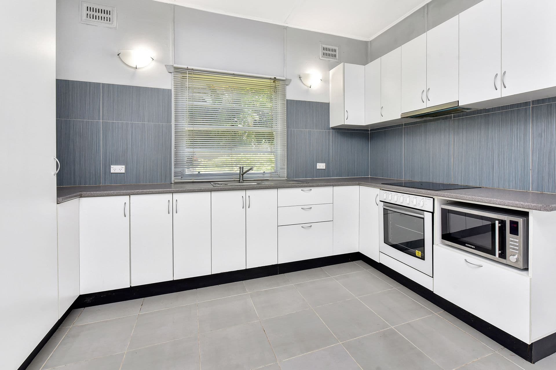 51 Letchworth Parade, Balmoral, NSW, 2283, Balmoral - Thumbnail 4