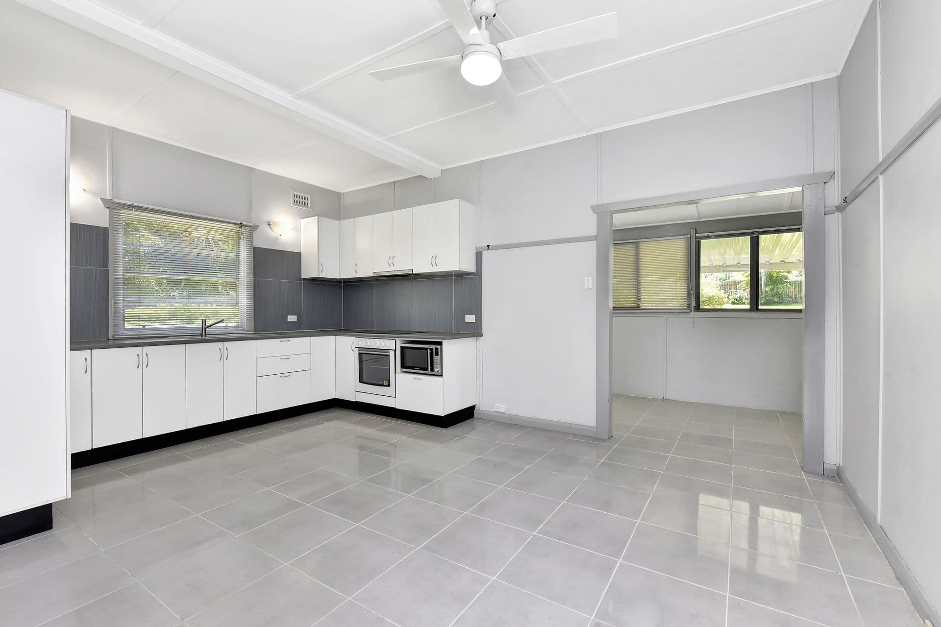 51 Letchworth Parade, Balmoral, NSW, 2283, Balmoral - Thumbnail 5