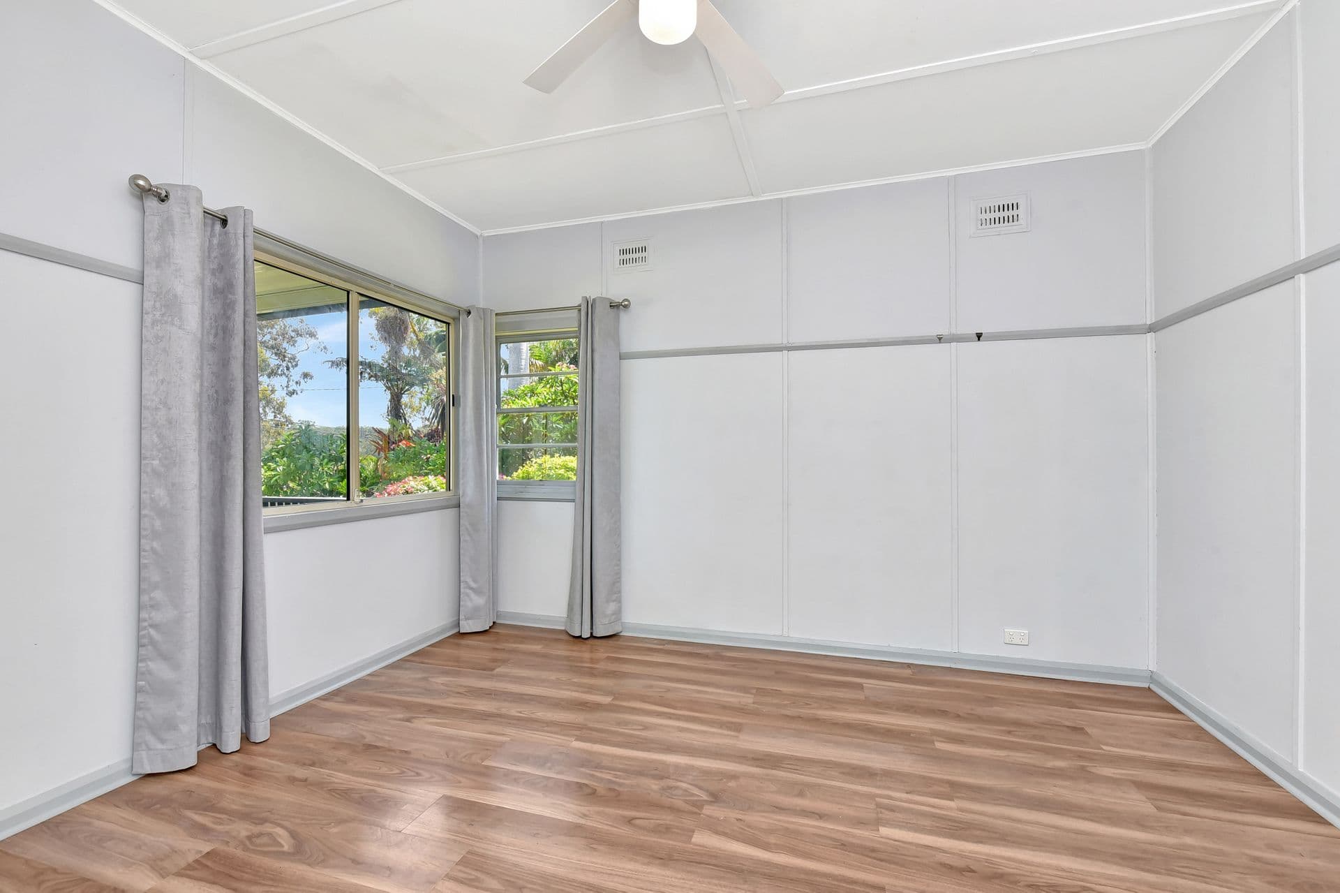 51 Letchworth Parade, Balmoral, NSW, 2283, Balmoral - Thumbnail 8
