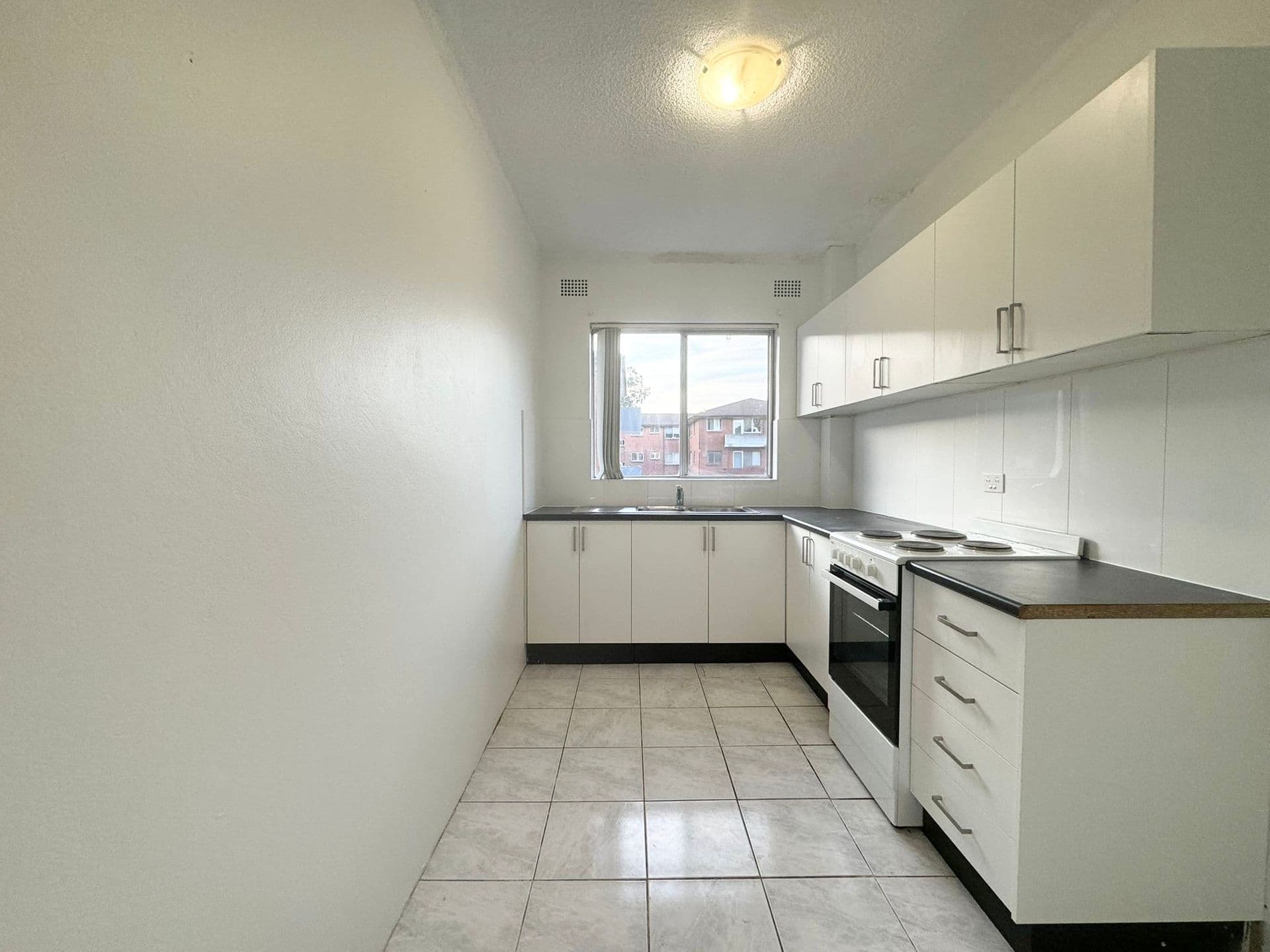 12/188 Sandal Crescent, Carramar, NSW, 2163, Carramar - Thumbnail 3