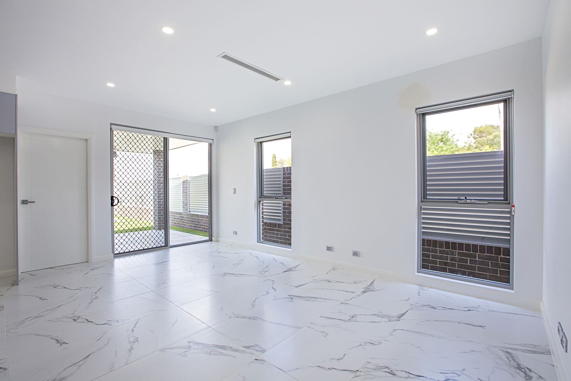 1/95-97 Ware Street, Fairfield, NSW, 2165, Canley Heights - Thumbnail 2