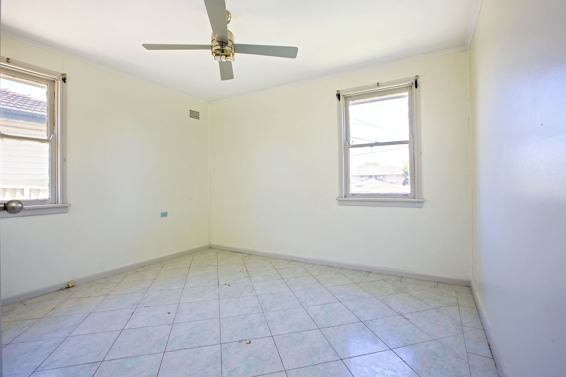 1/95-97 Ware Street, Fairfield, NSW, 2165, Ashcroft - Thumbnail 4