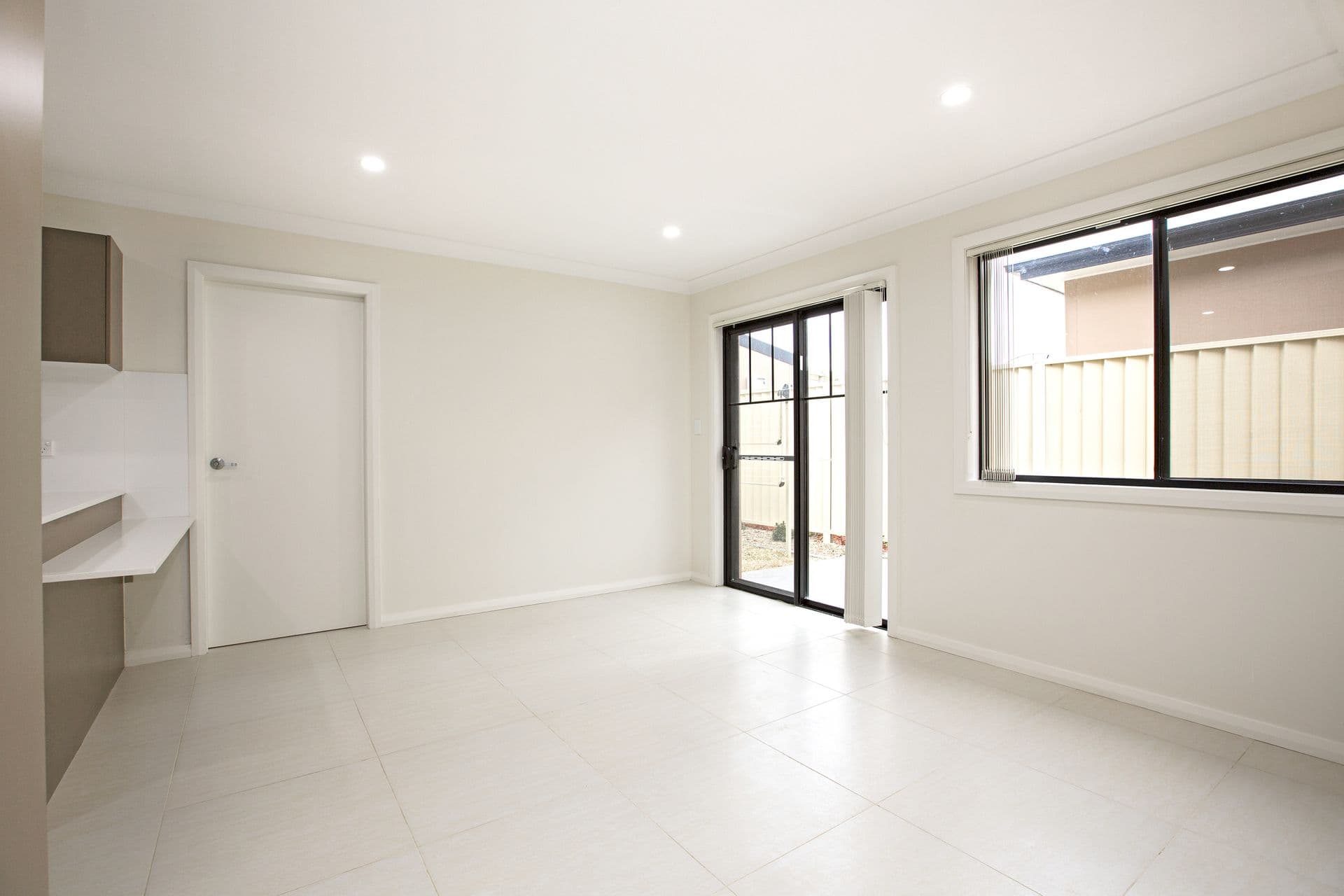 2/8 Lyndon Street, Fairfield, NSW, 2165, Fairfield - Thumbnail 3