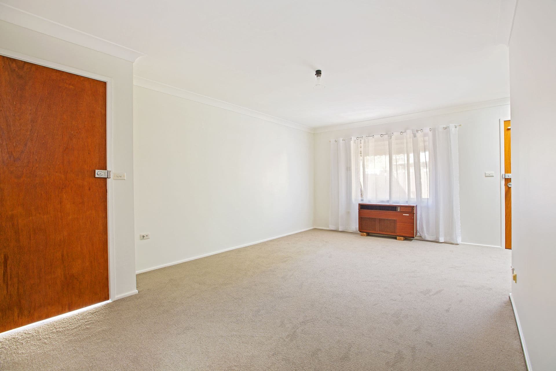 10/26  Turquoise Crescent, Bossley Park, NSW, 2176, Bossley Park - Thumbnail 3